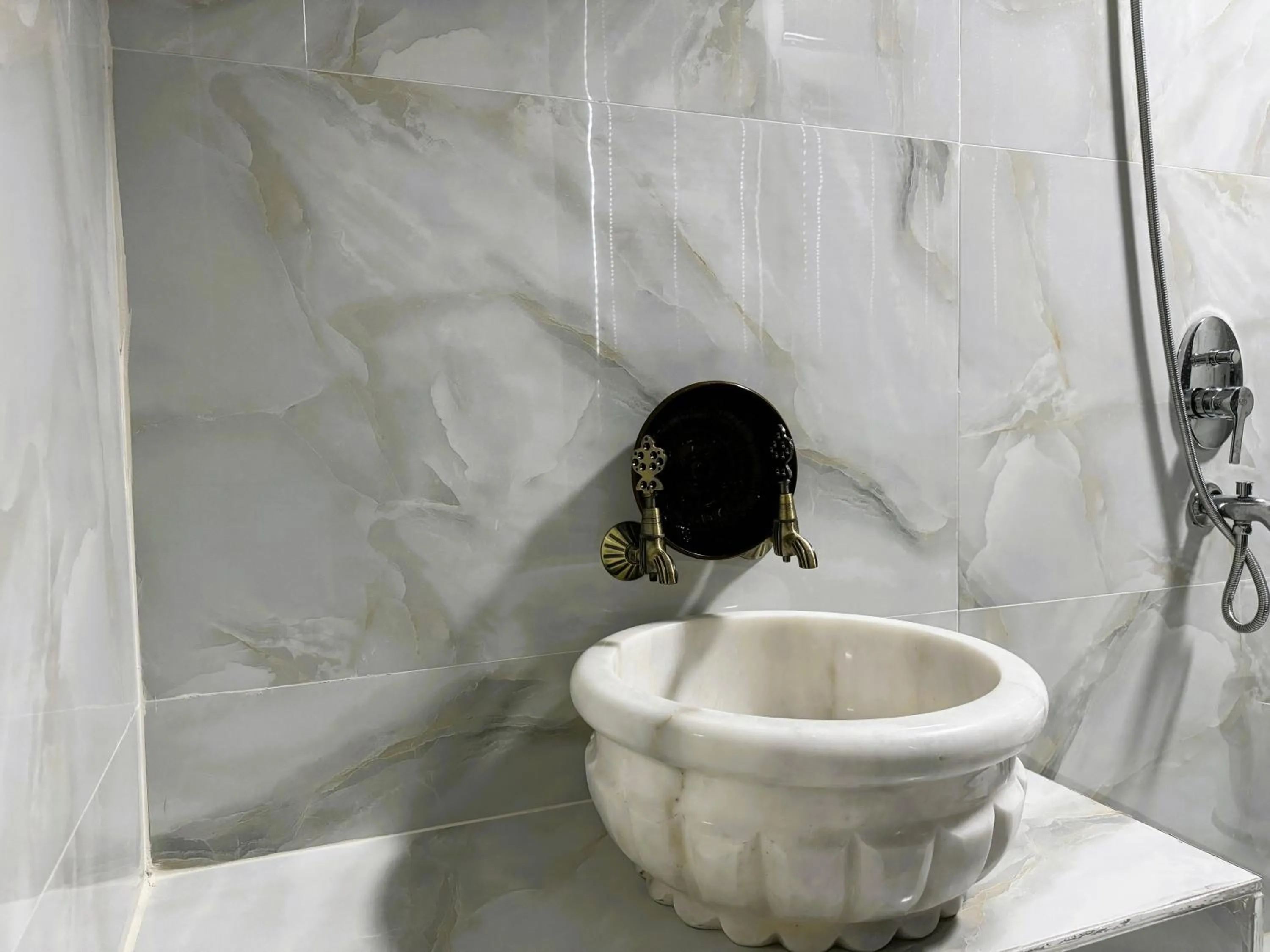 Public Bath in Atar Airport Hotel - Spa & Wellness