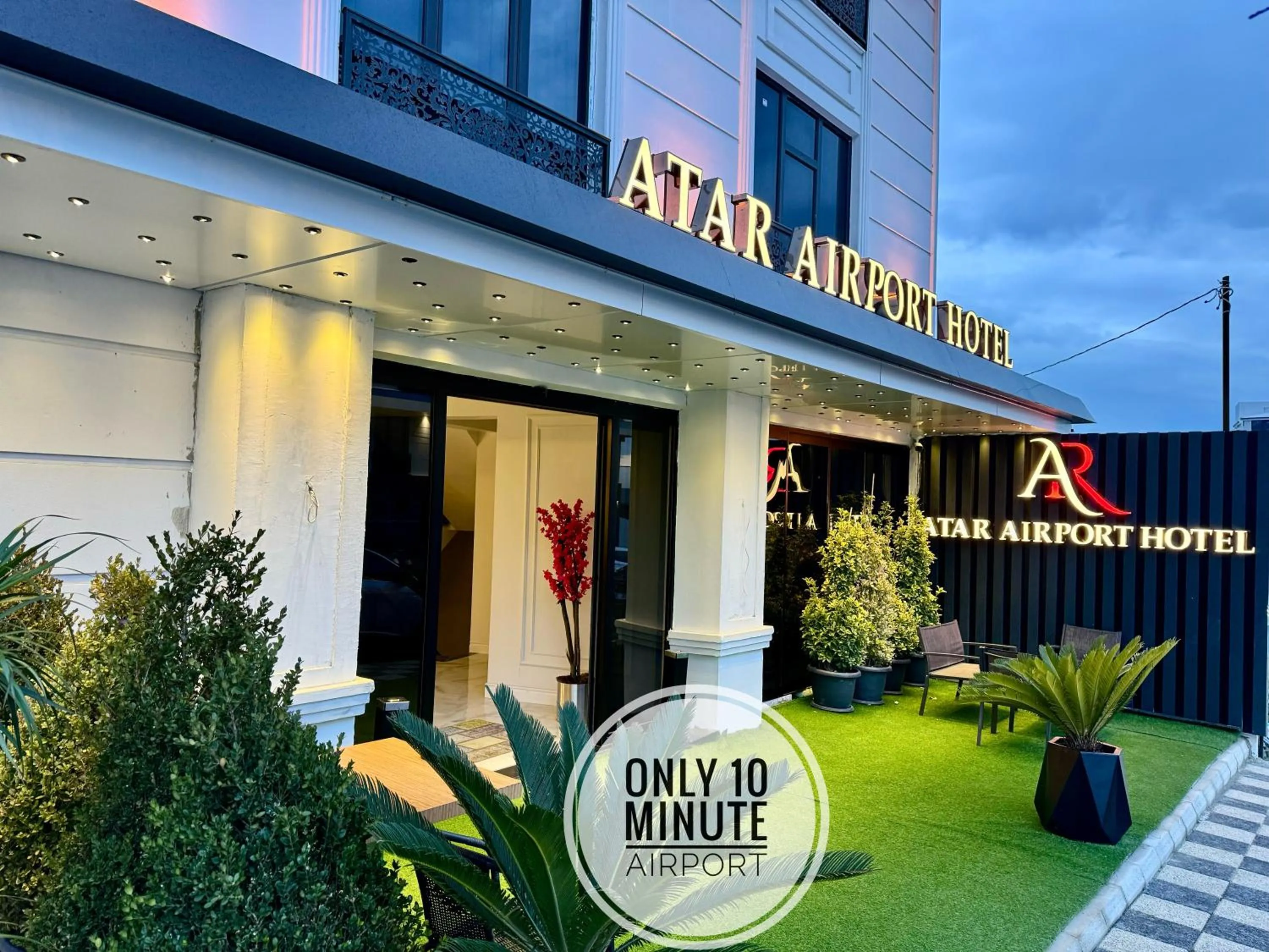 Atar Airport Hotel - Spa & Wellness