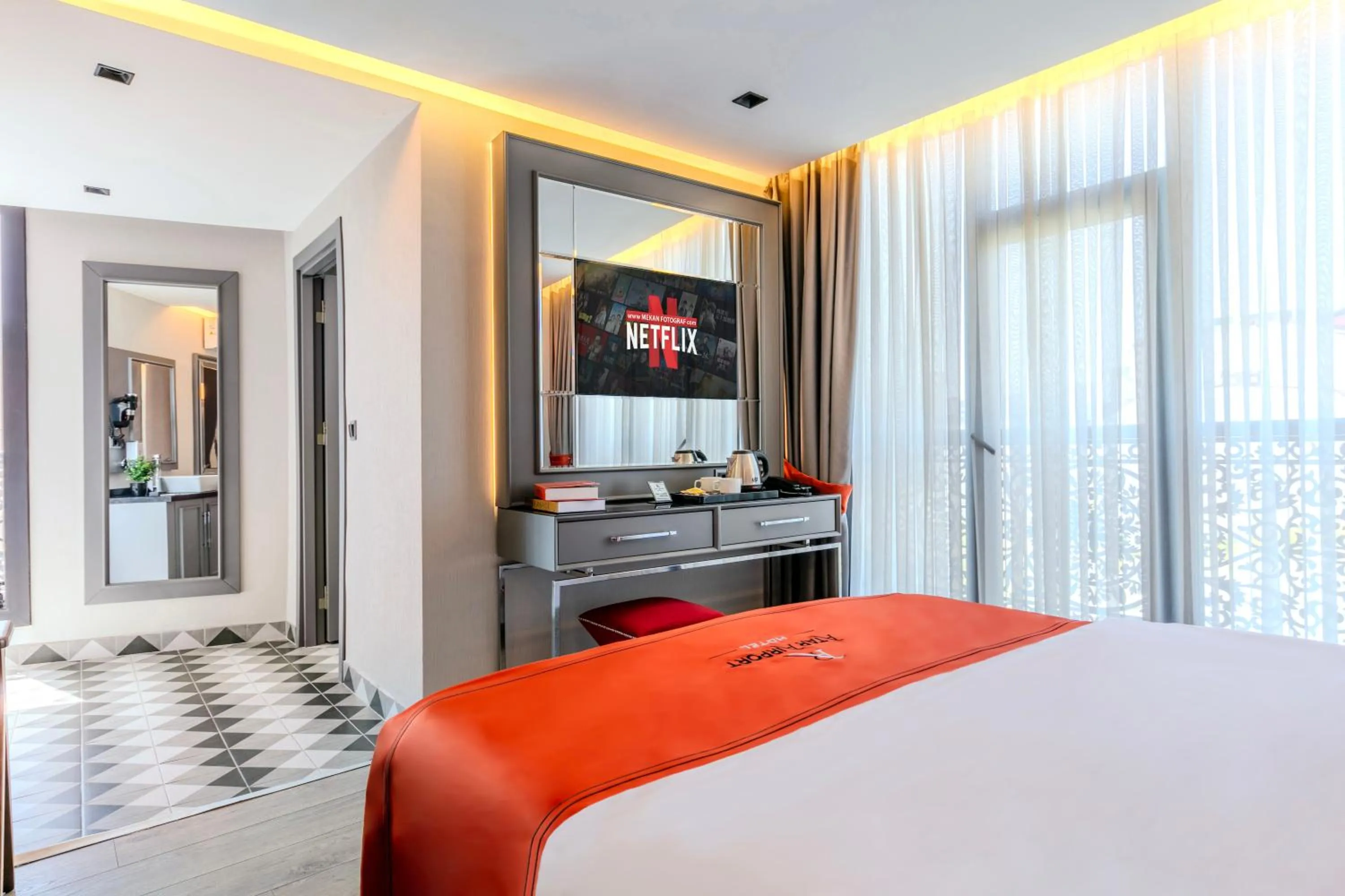 Photo of the whole room, Bed in Atar Airport Hotel - Spa & Wellness