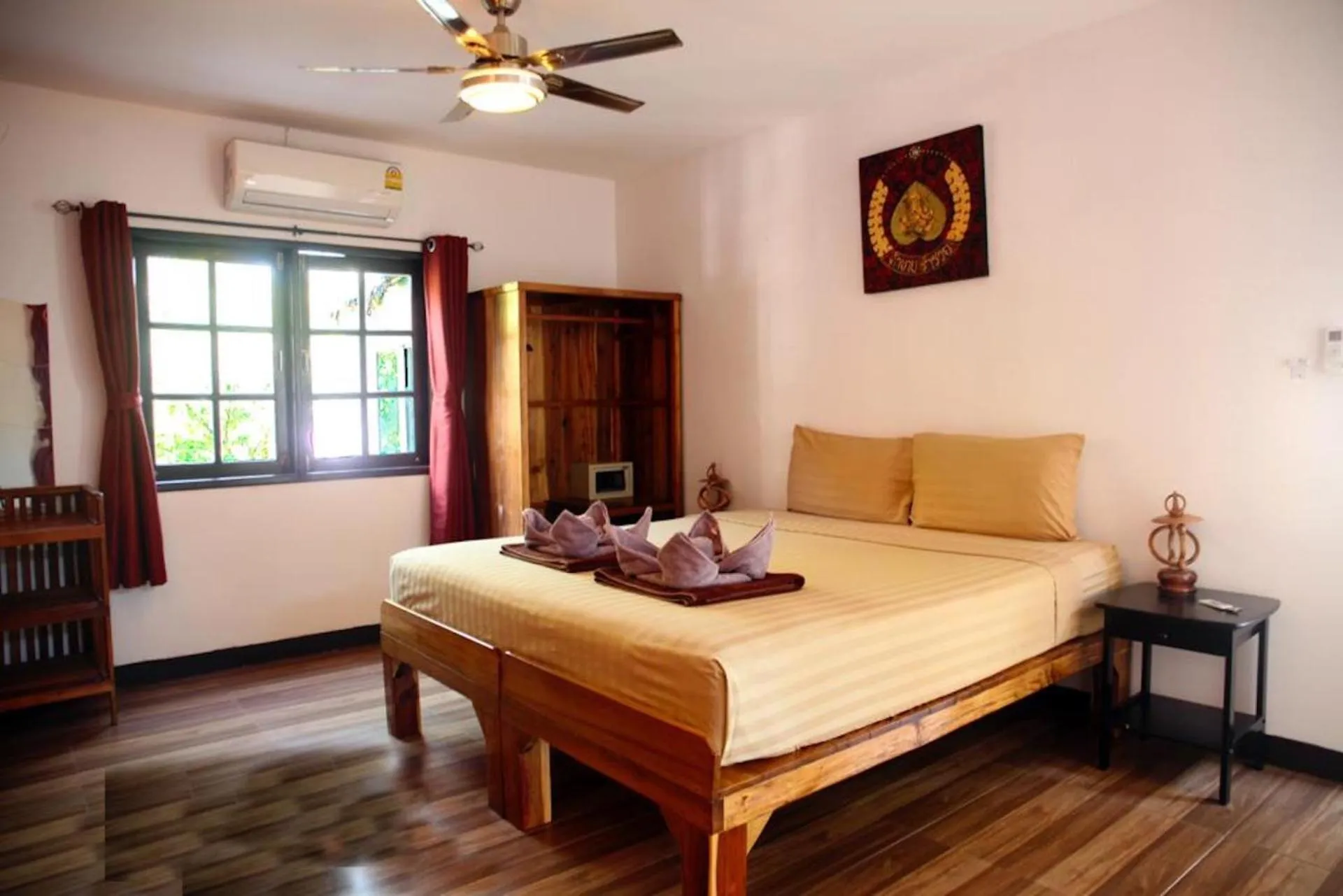 Bedroom, Bed in Tropical Village Resort