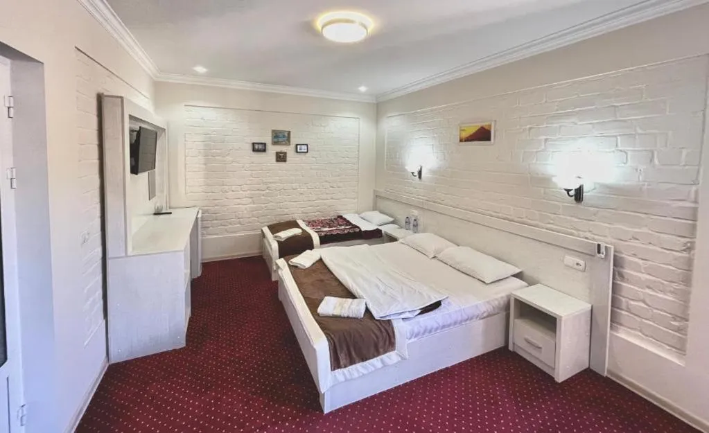 Photo of the whole room, Bed in ZARINA SAMARKAND