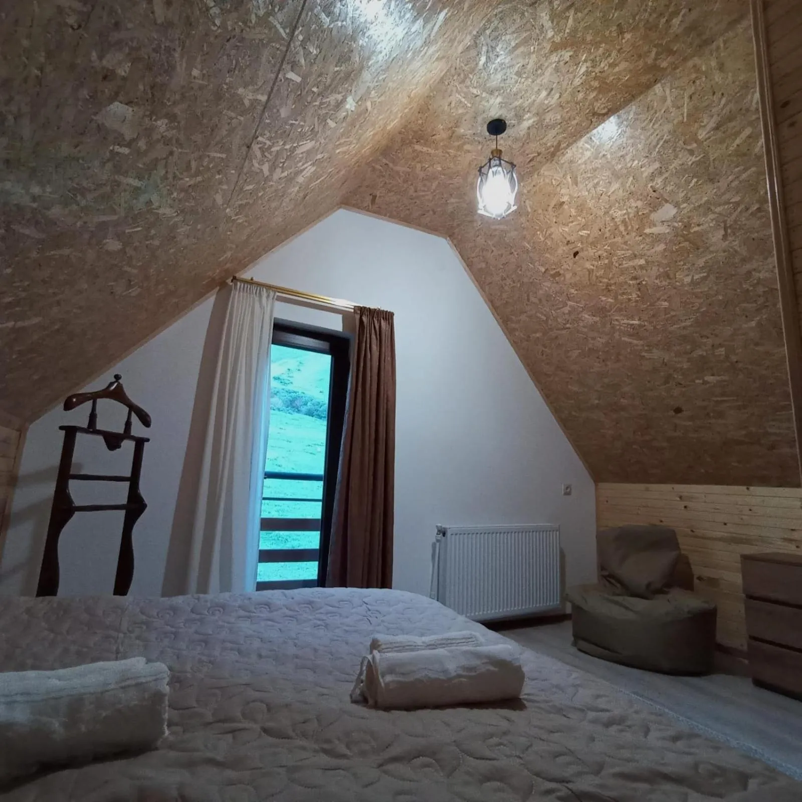 Bed in Mountain flower cottage