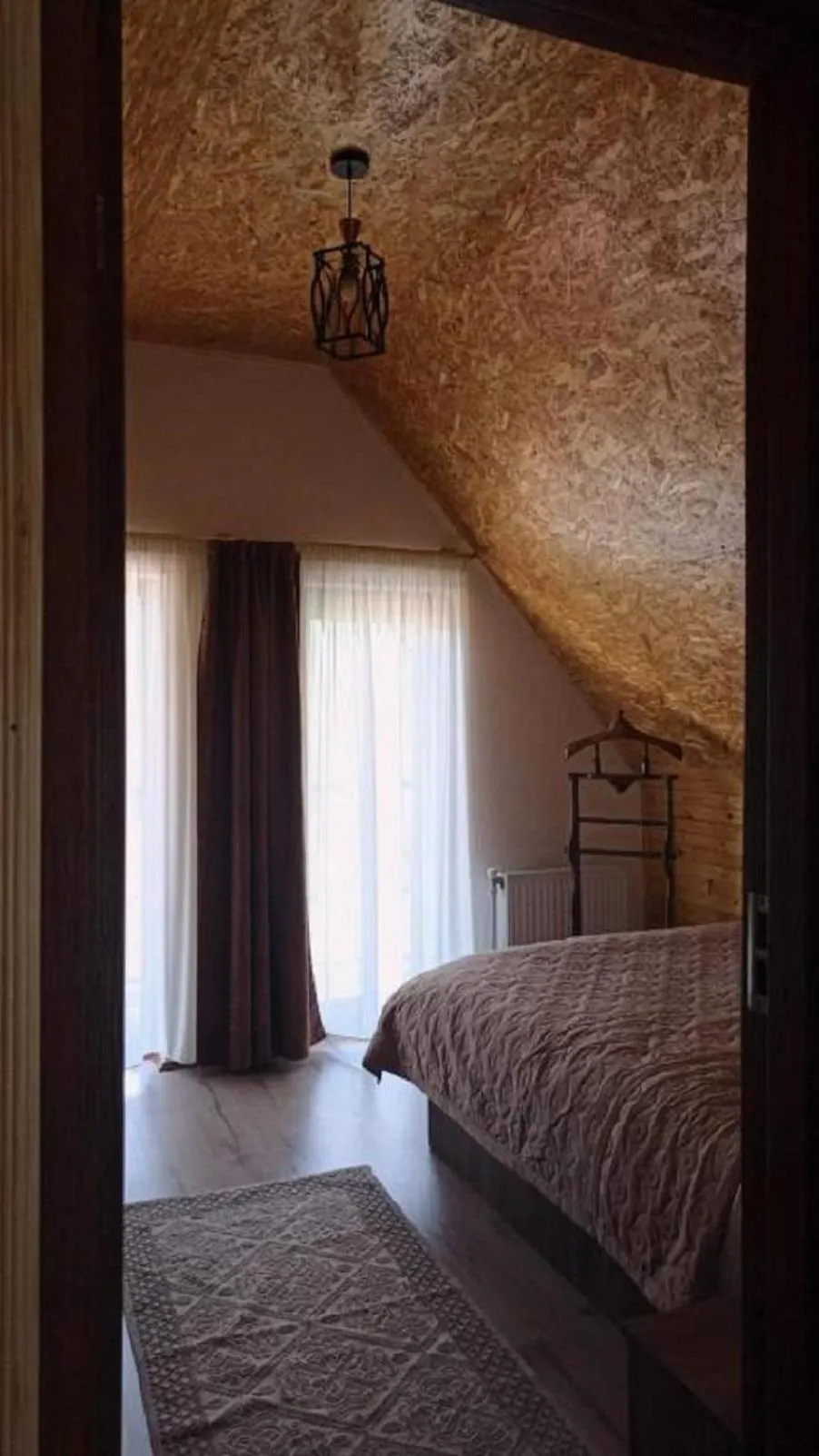 Bedroom, Bed in Mountain flower cottage