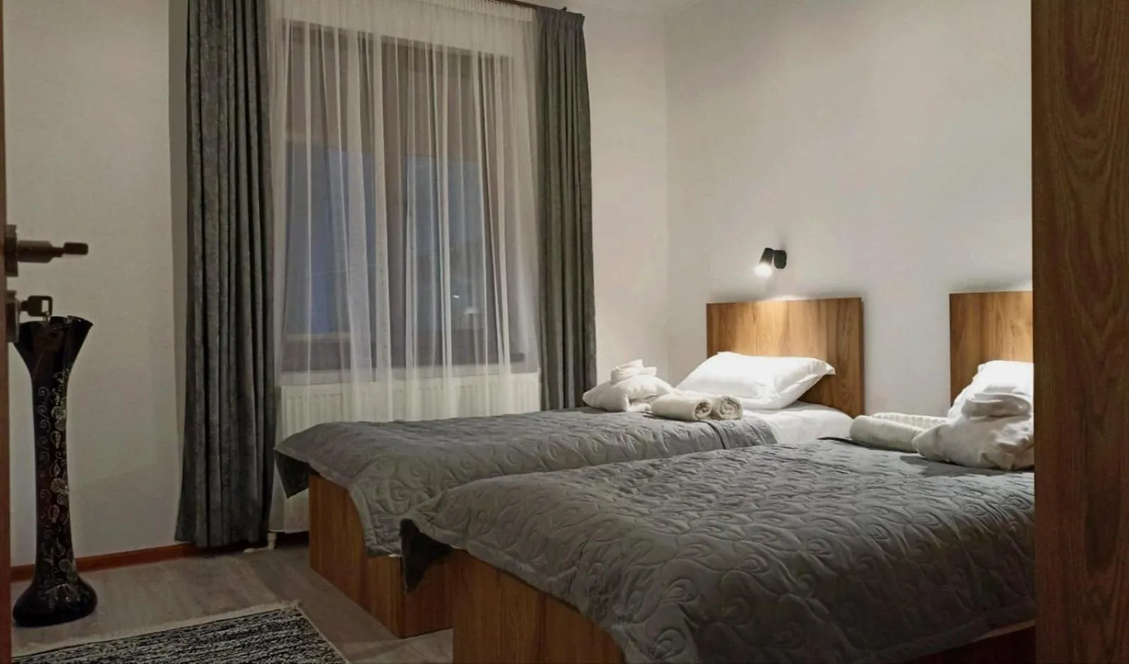 Bedroom, Bed in Mountain flower cottage