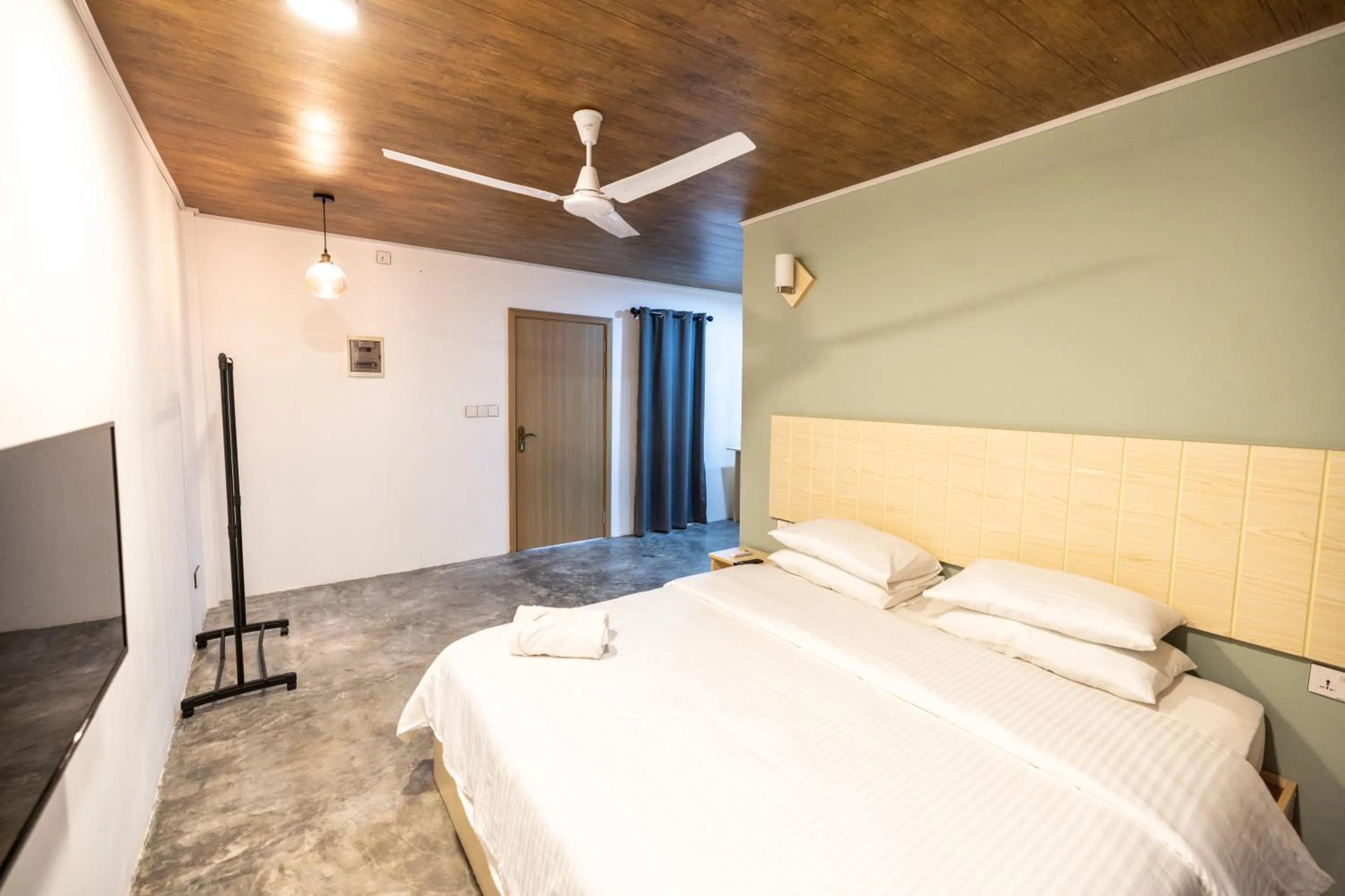 Bedroom in The Zen Den