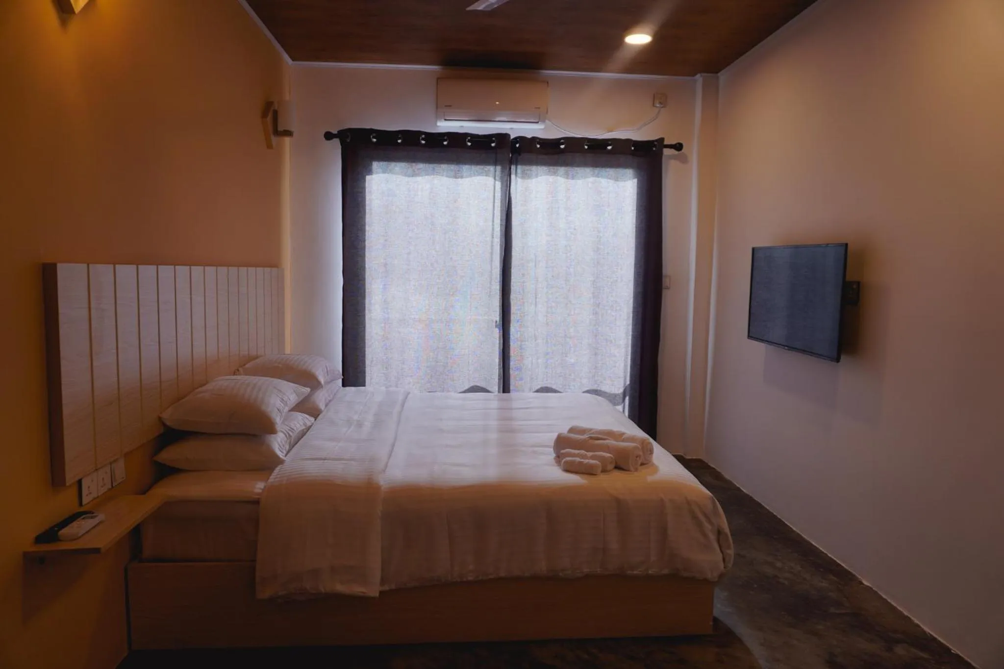 Photo of the whole room in The Zen Den