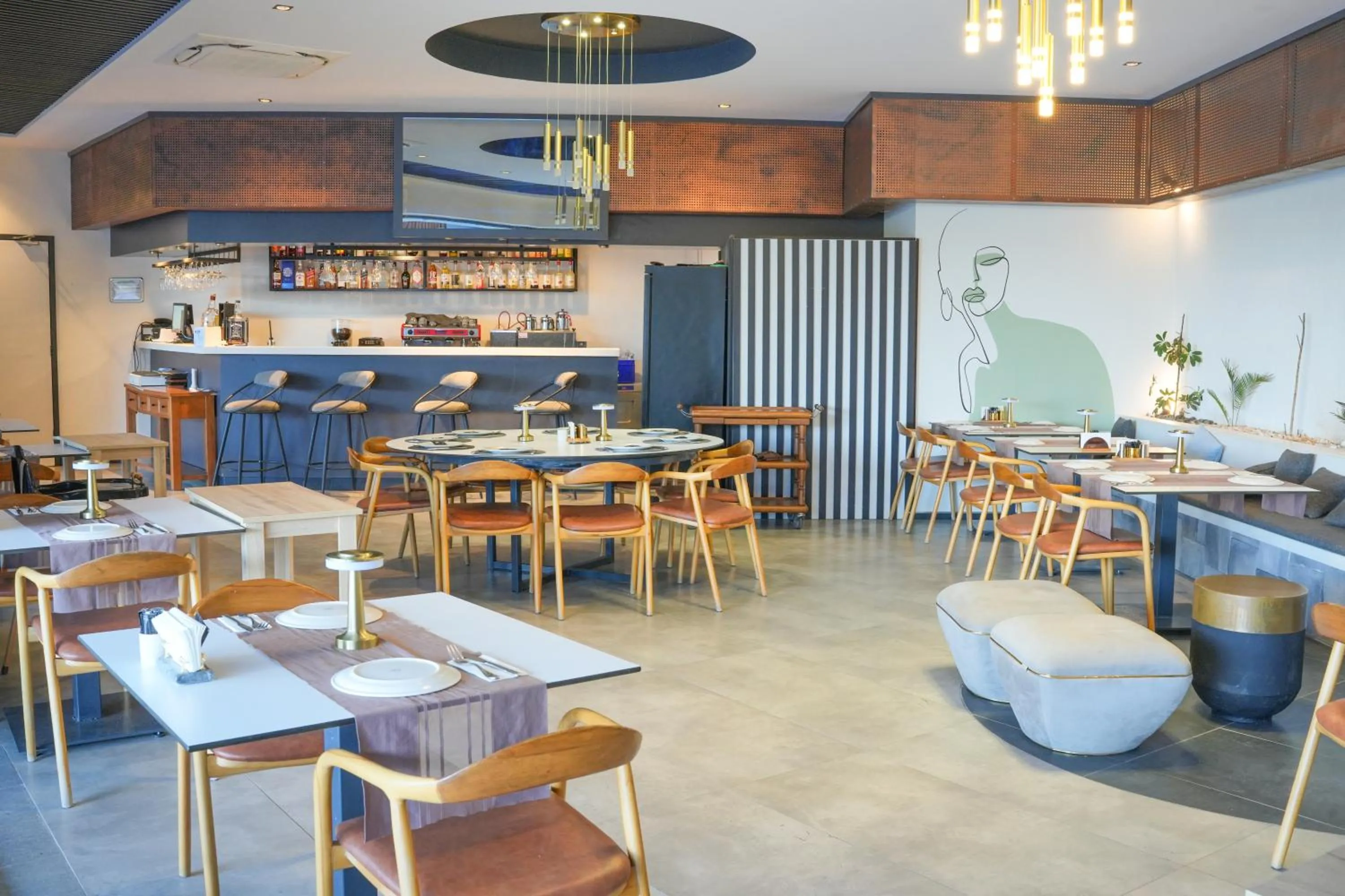 Restaurant/places to eat in Ramitos Boutique Hotel