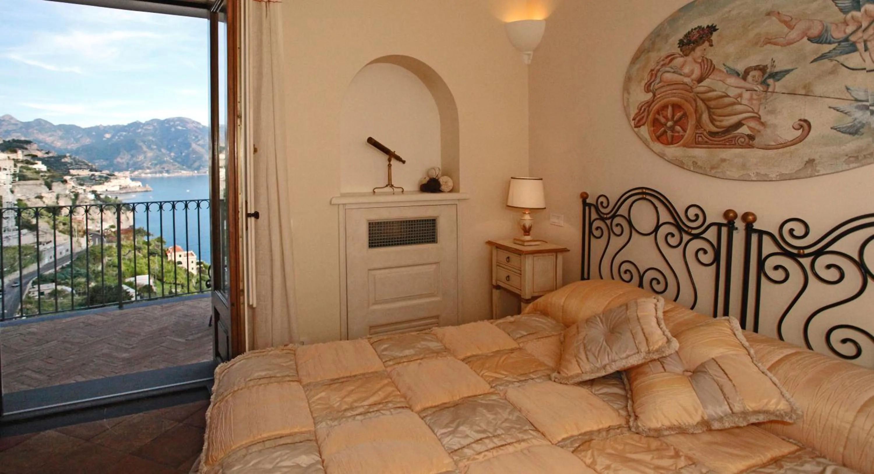 Hot Tub in Villa Alba d'Oro - Historic luxury villa