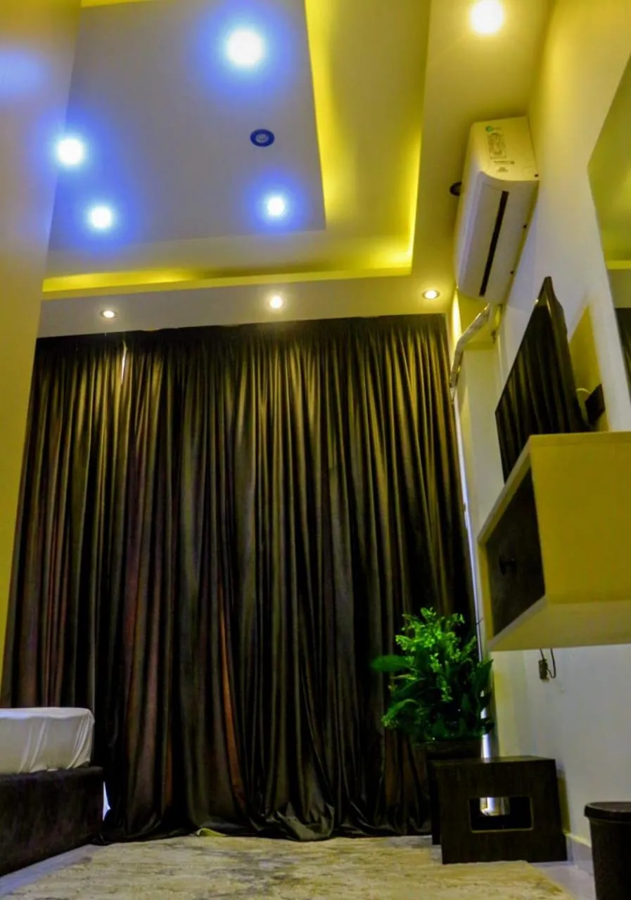 fabulous view pyramids inn hotel