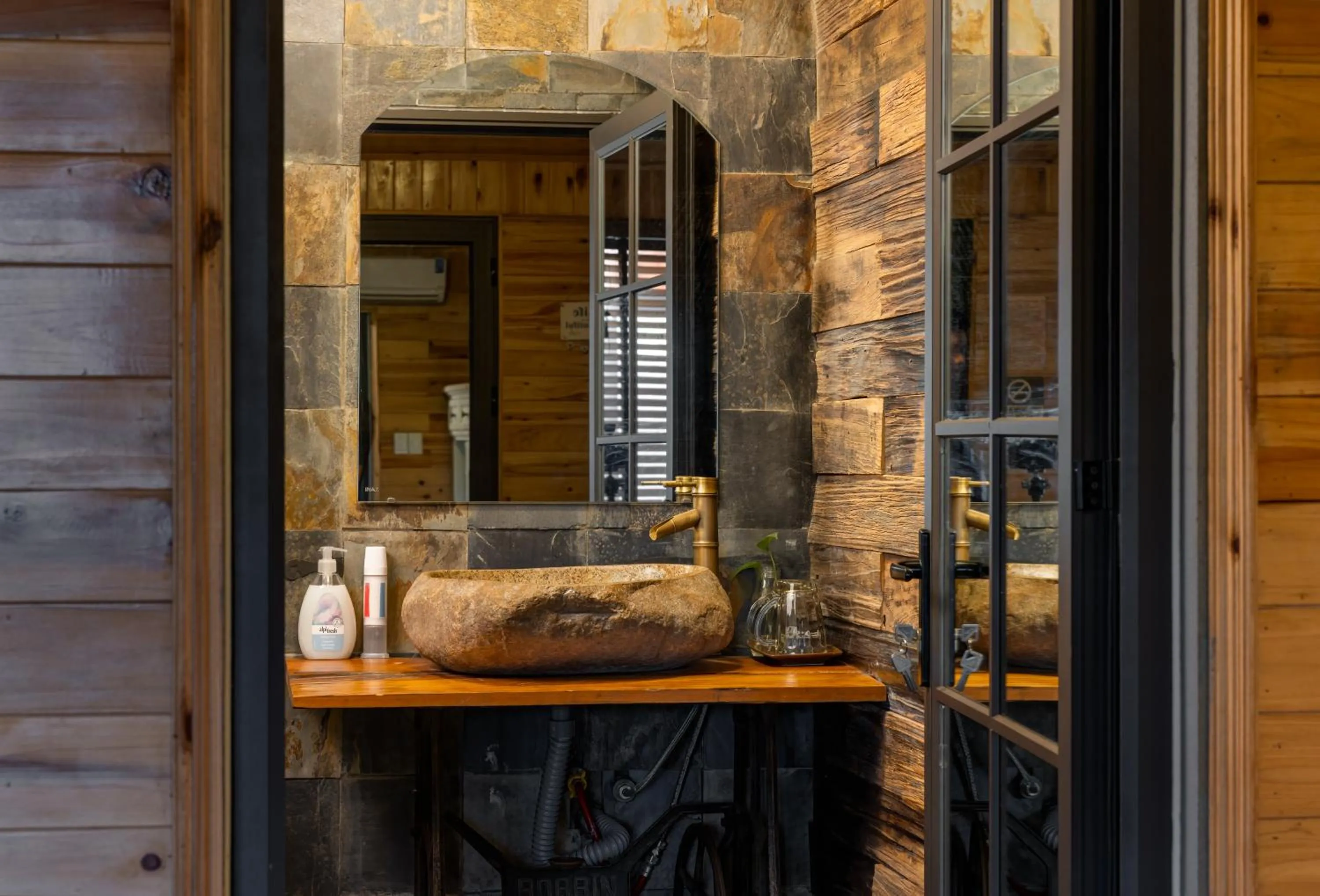 Bathroom in Ta Phin Cottage