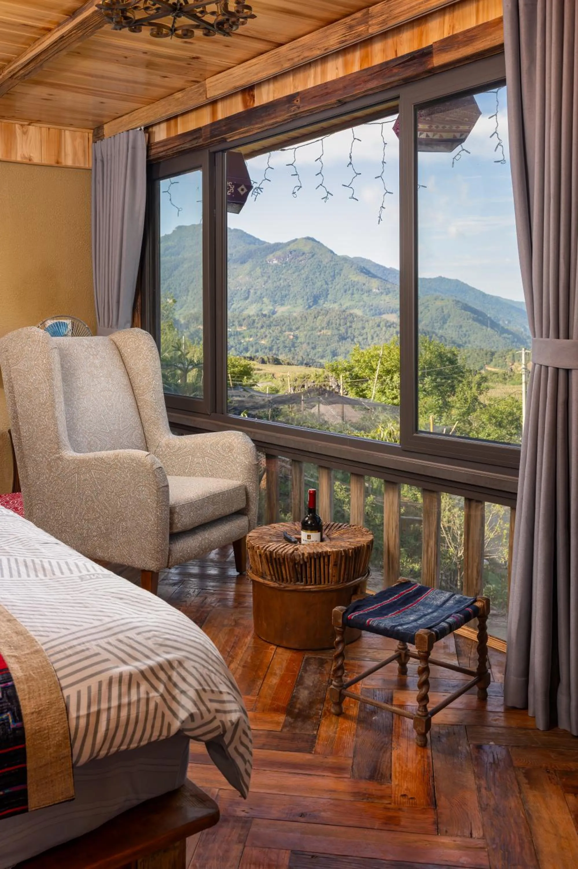 Seating area in Ta Phin Cottage