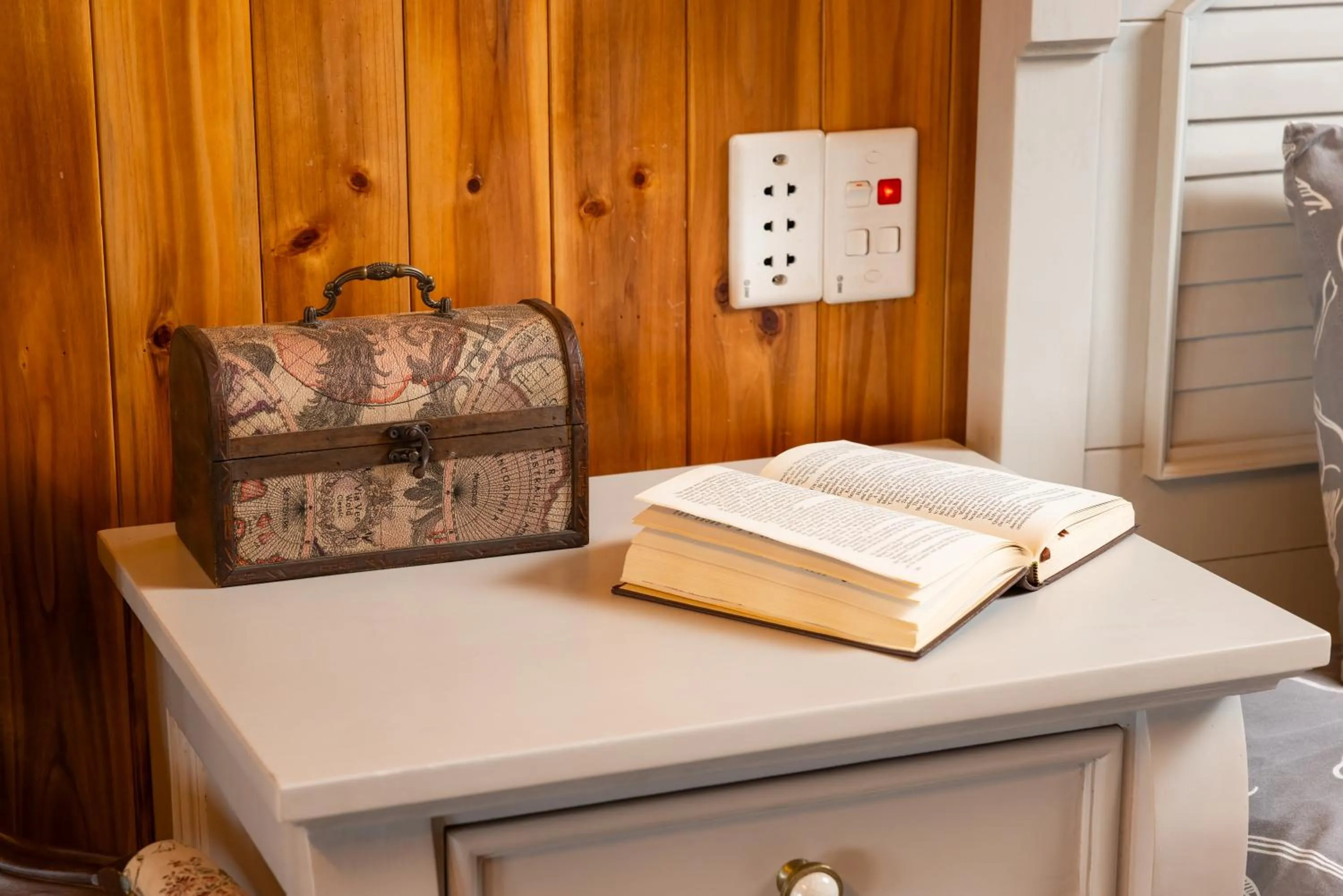 Decorative detail in Ta Phin Cottage