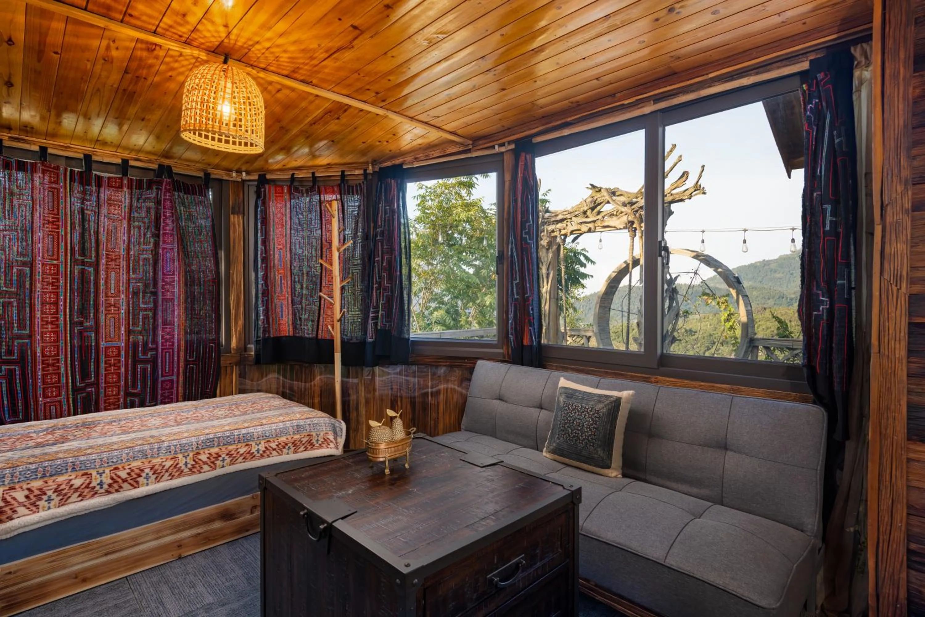 Seating area in Ta Phin Cottage