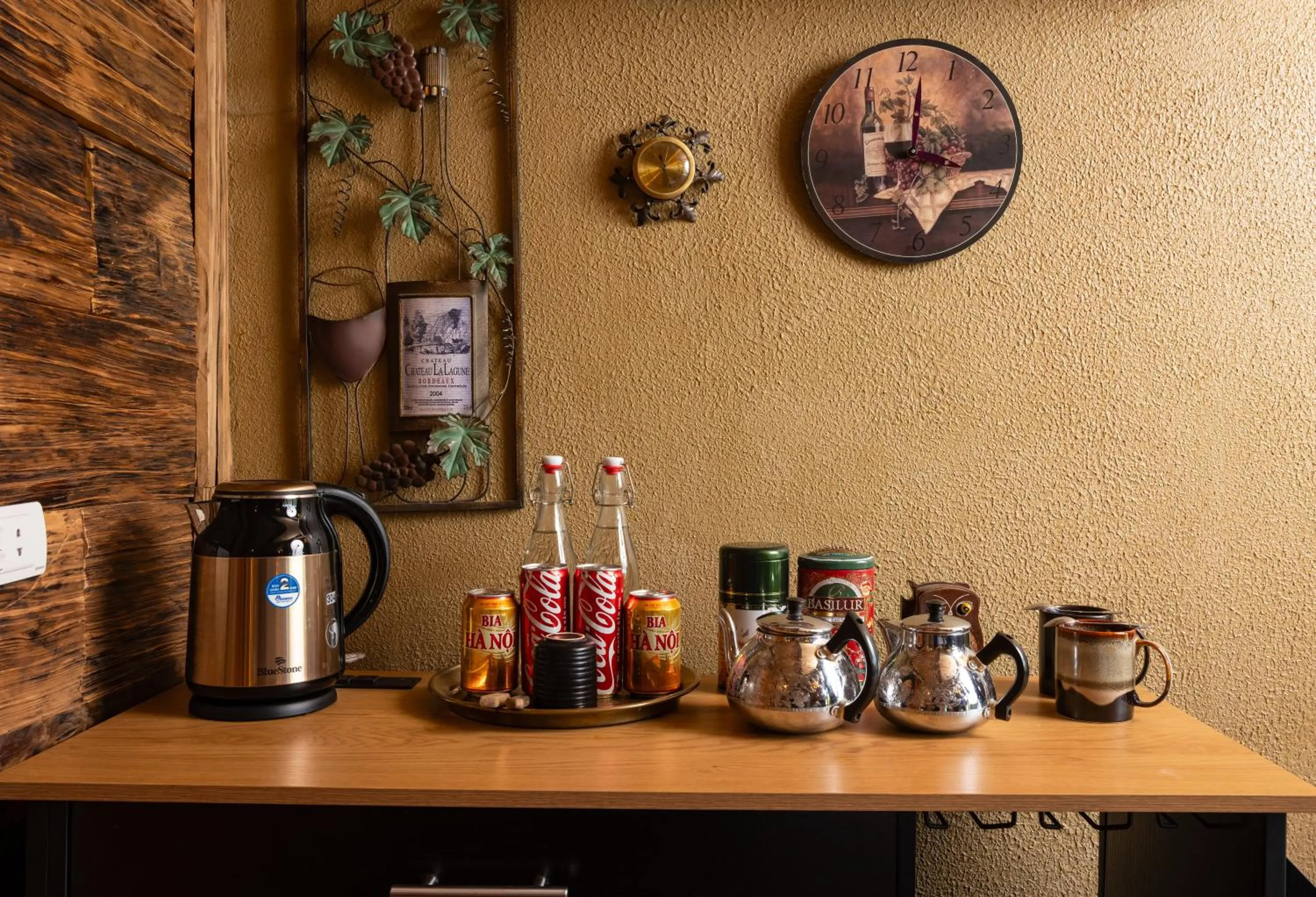 Coffee/tea facilities in Ta Phin Cottage