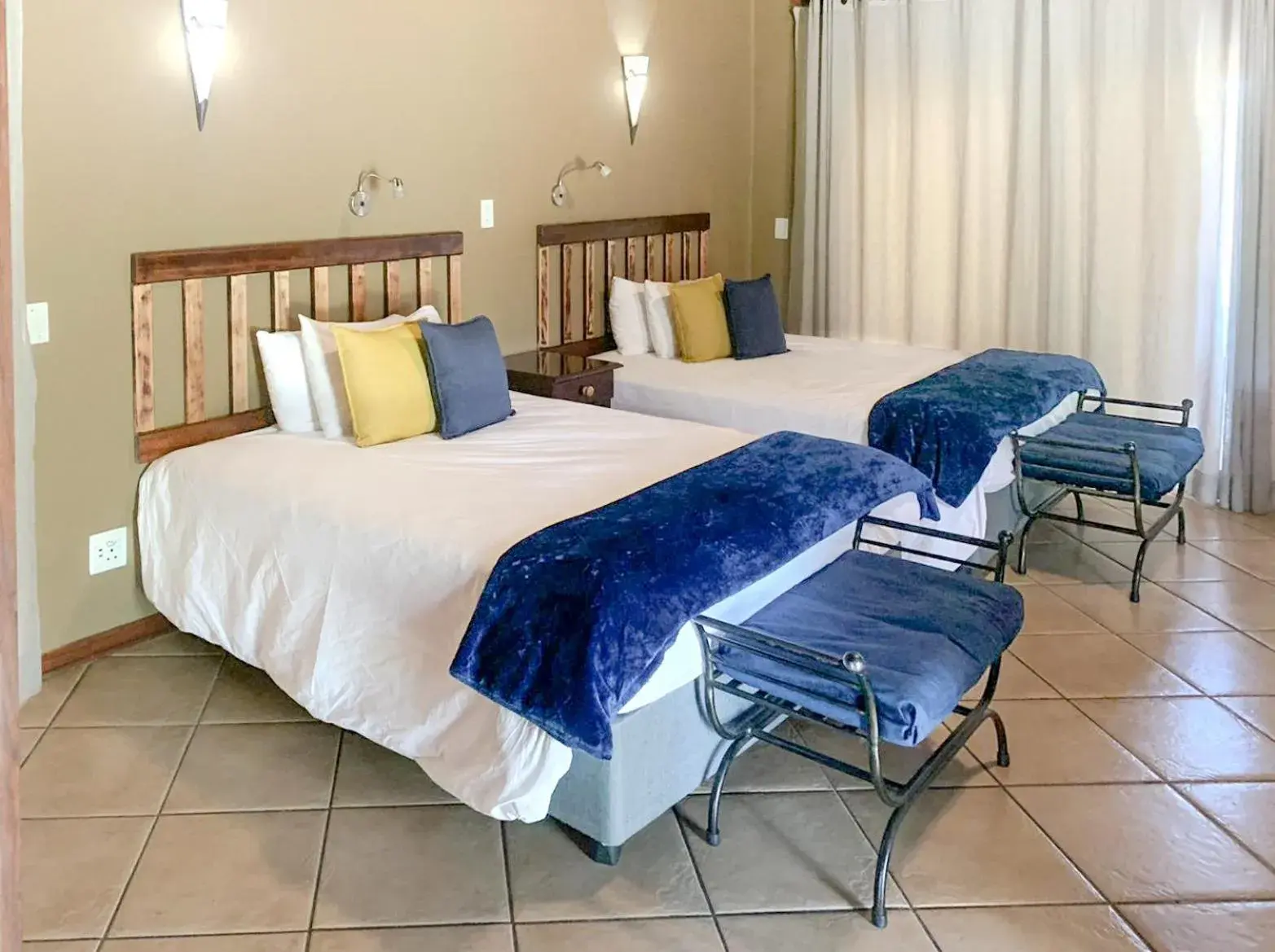 Family Room - single occupancy - Double Bed in Zebula Golf Estate and Spa - Zebula Golfers Lodge Family Room - single occupancy - Double Bed in Zebula Golf Estate and Spa - Zebula Golfers Lodge