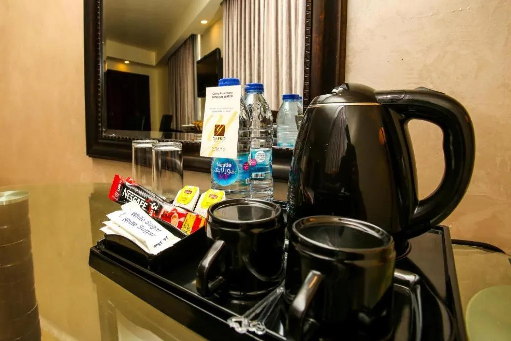 Coffee/tea facilities in Yafko Hotel