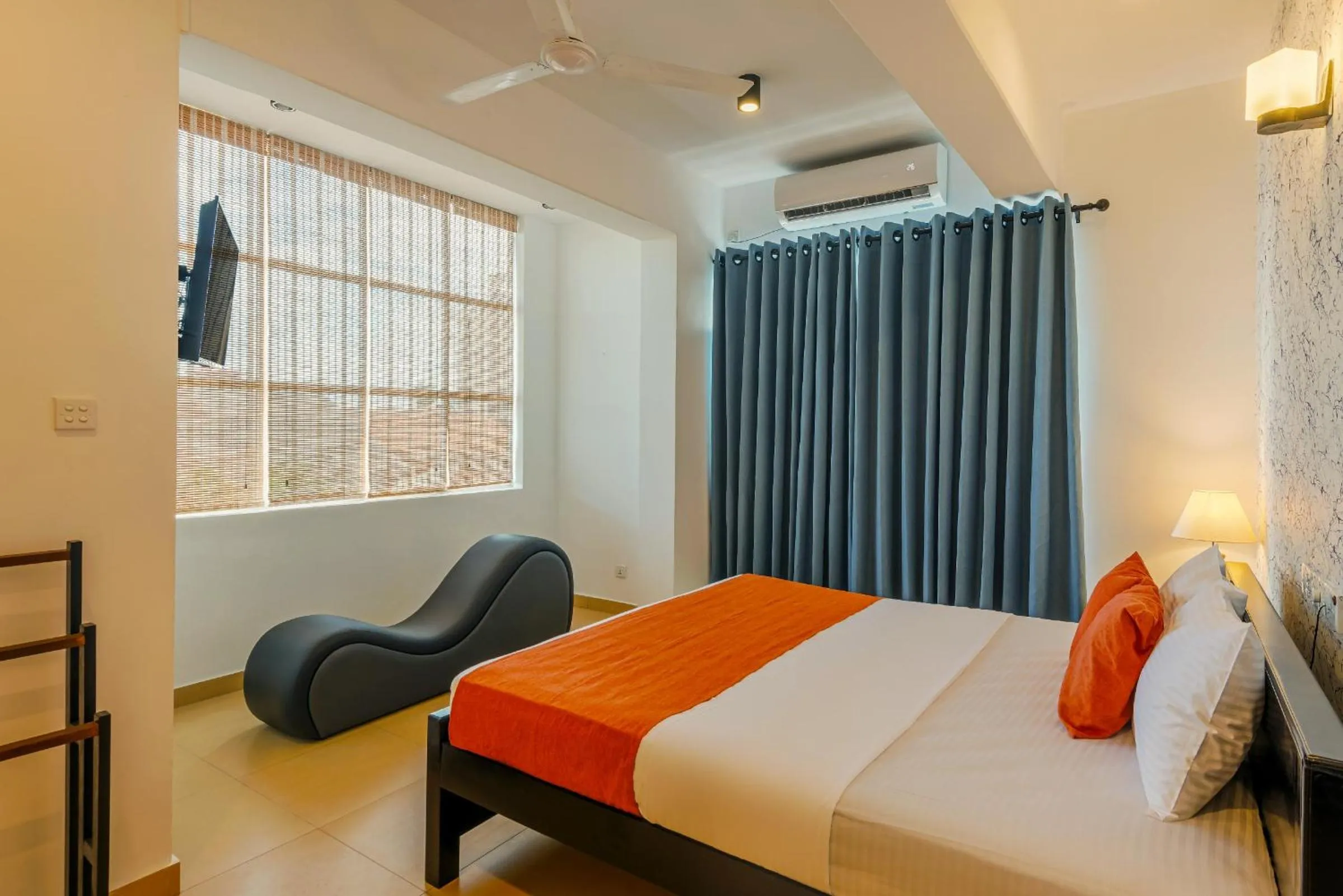 Bed in Beverly Hills Hotel