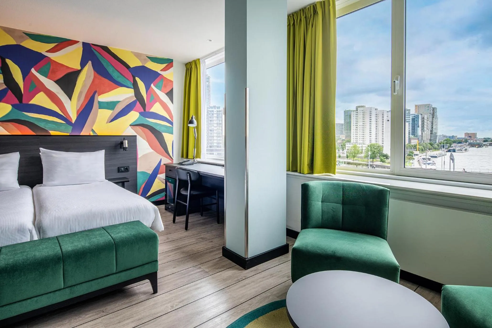 Bed in Thon Hotel Rotterdam City Centre