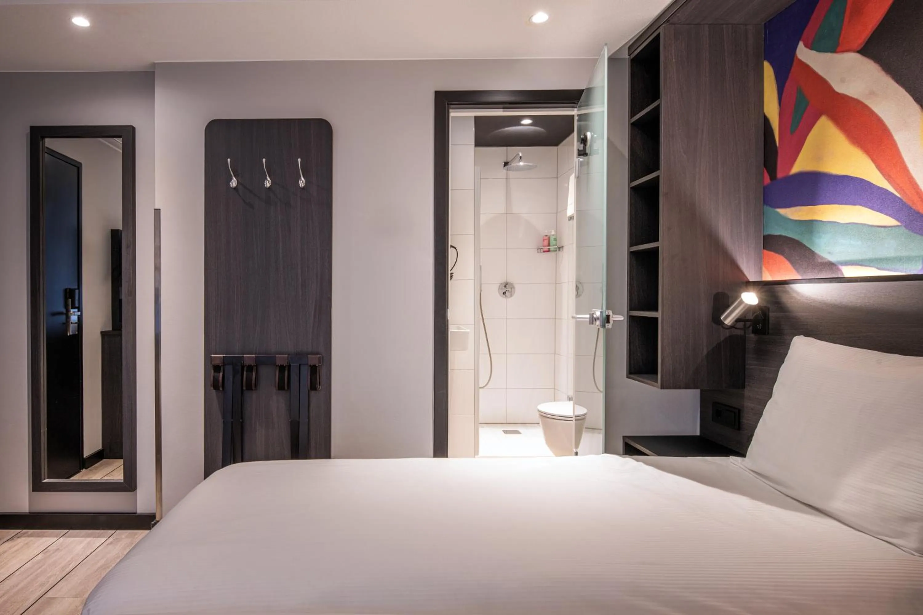Bedroom, Bed in Thon Hotel Rotterdam City Centre