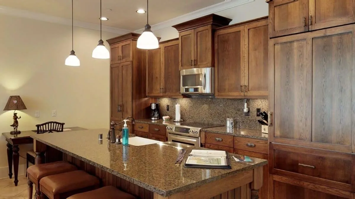 Fabulous Villa Sleeps 6 Short Walk To Poipu Brennecke and Shipwreck Beach