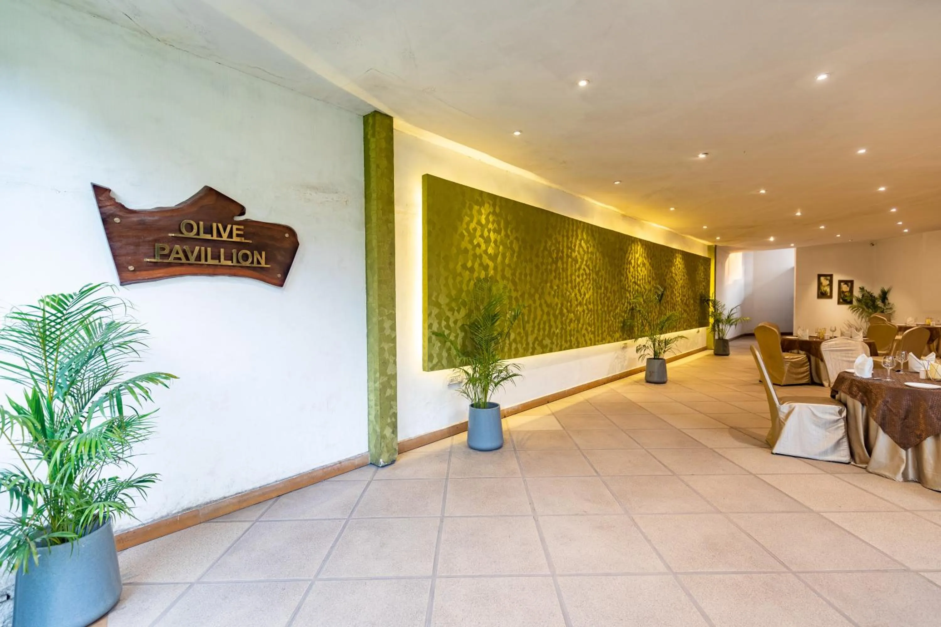 Banquet/Function facilities in Kwality's Motel Shiraz