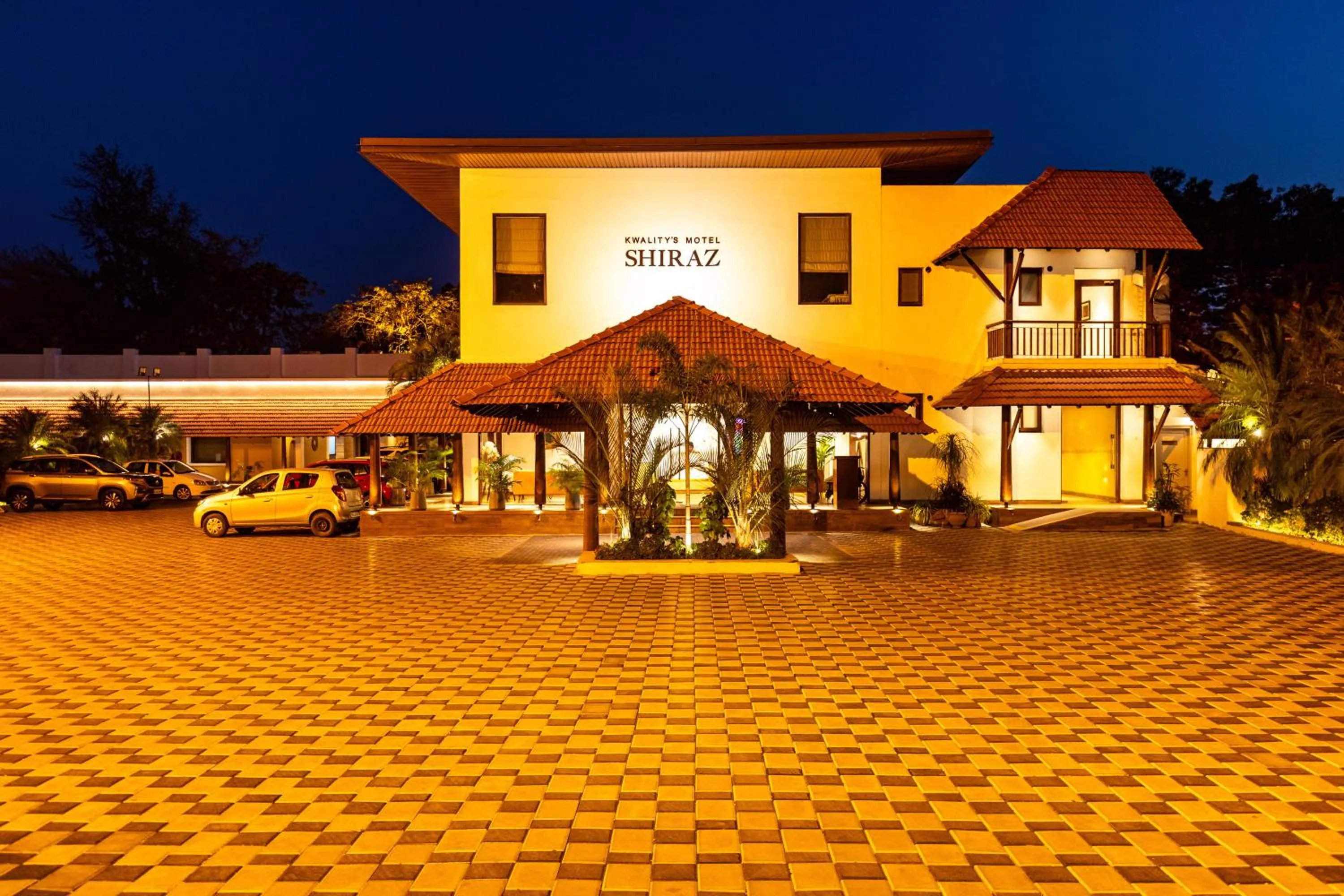 Kwality's Motel Shiraz