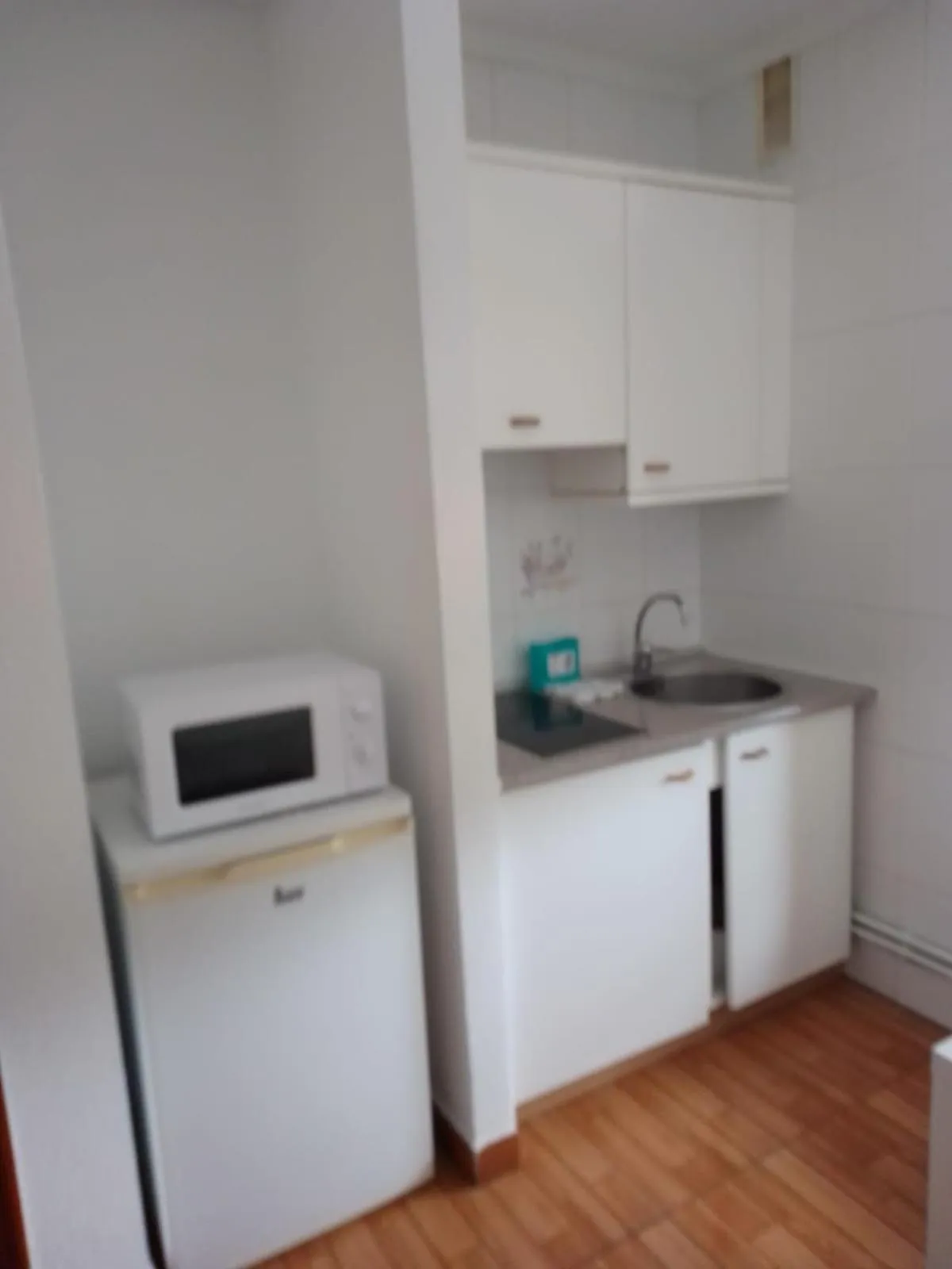 Kitchen or kitchenette in La Arena Apartamentos Zierbena