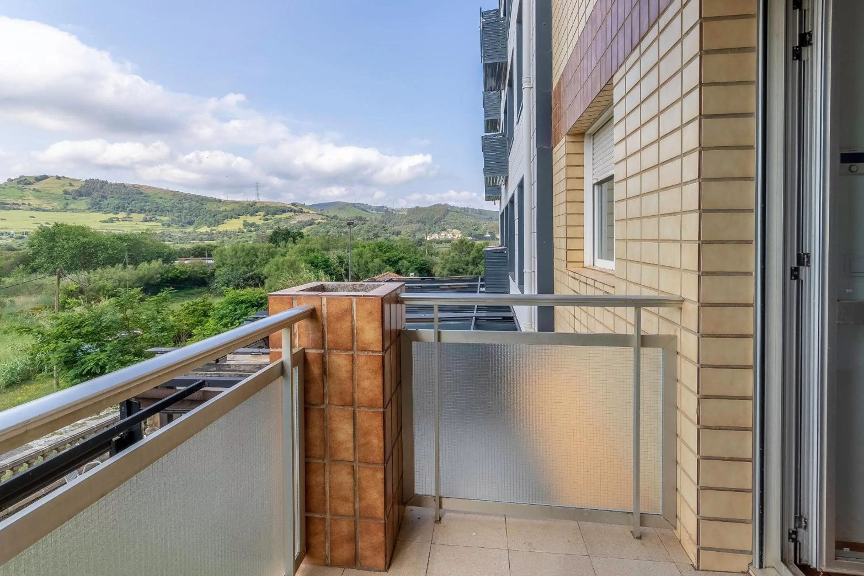 Day in La Arena Apartamentos Zierbena