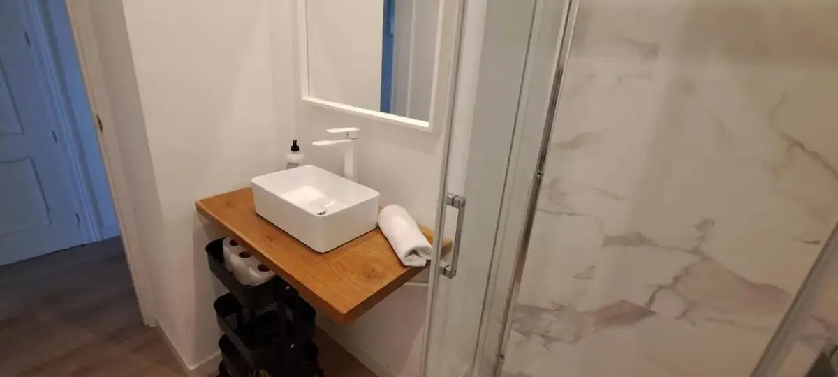 towels in La Arena Apartamentos Zierbena