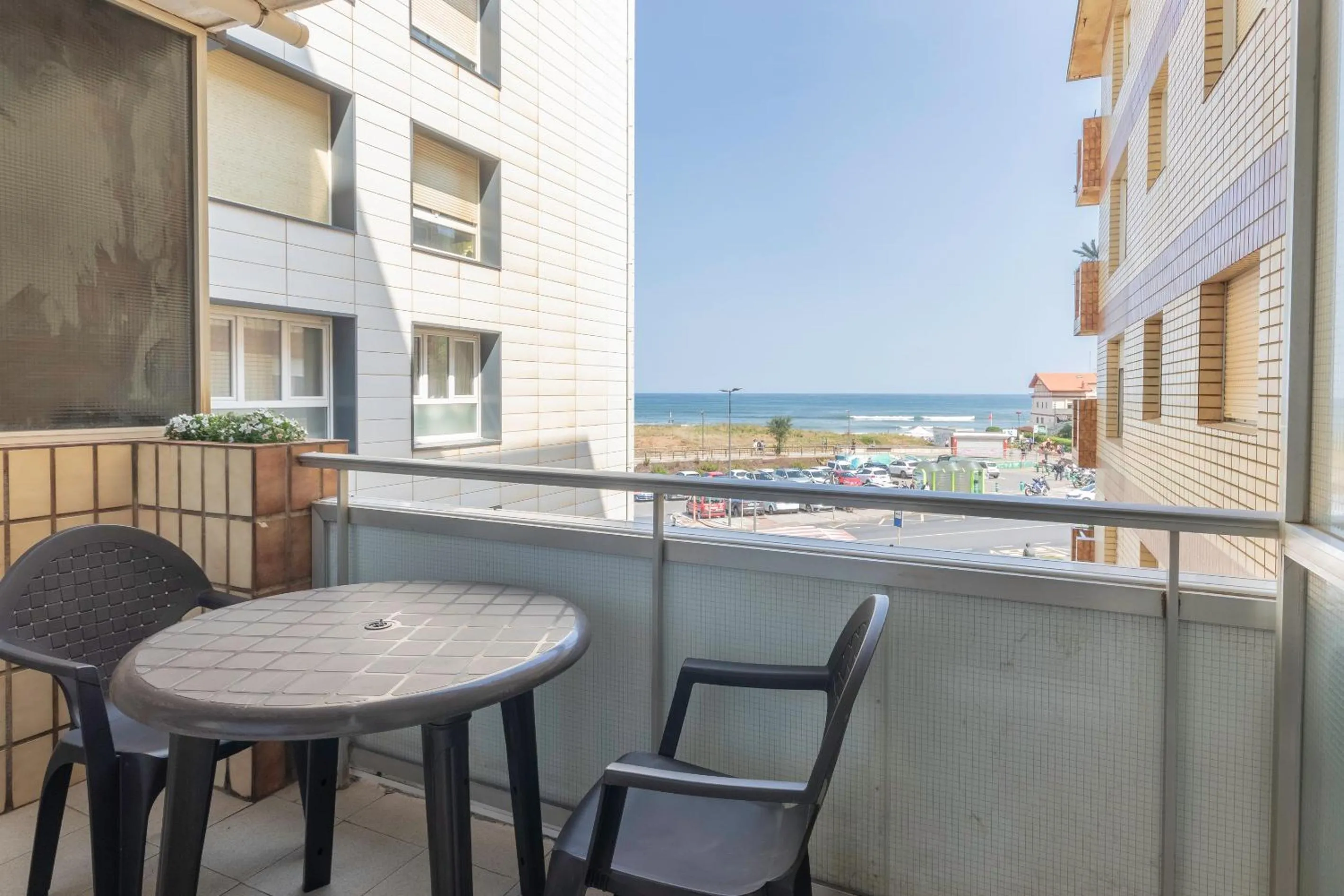 Day in La Arena Apartamentos Zierbena