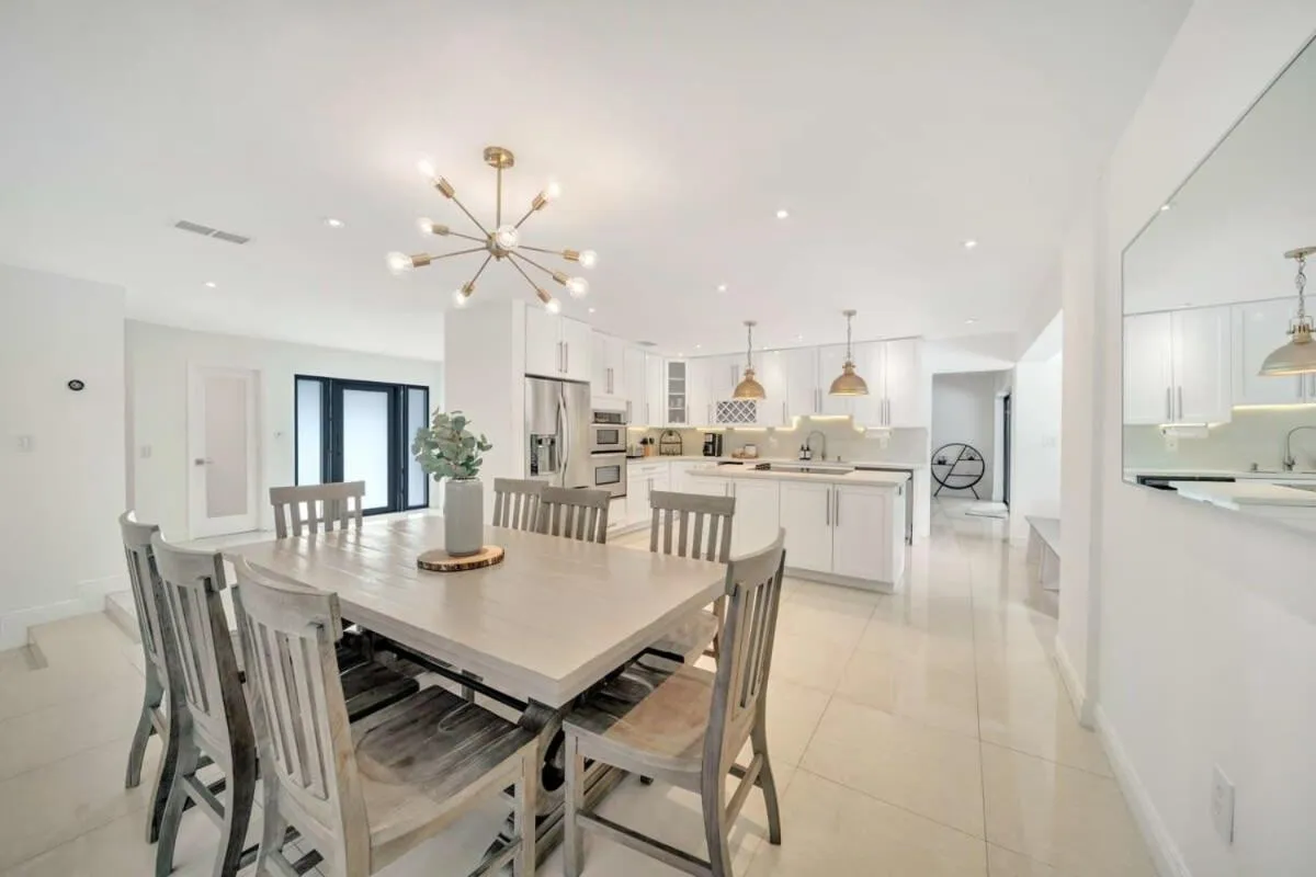 Luxury 7BR Villa Vizcaya Pool Sauna Gym Golf