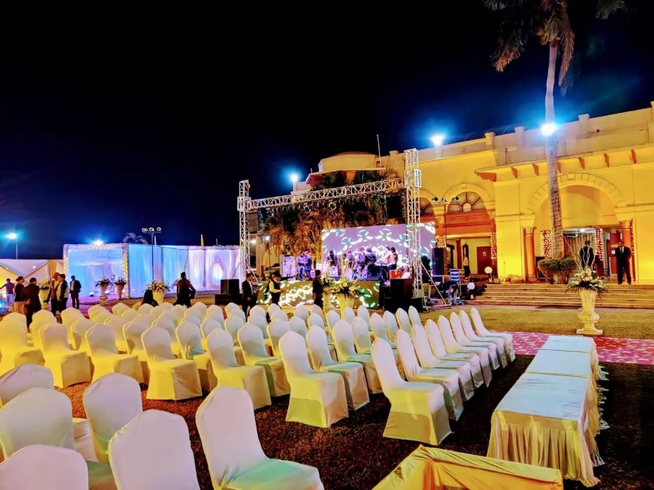 Banquet/Function facilities in Noor-Us-Sabah Palace