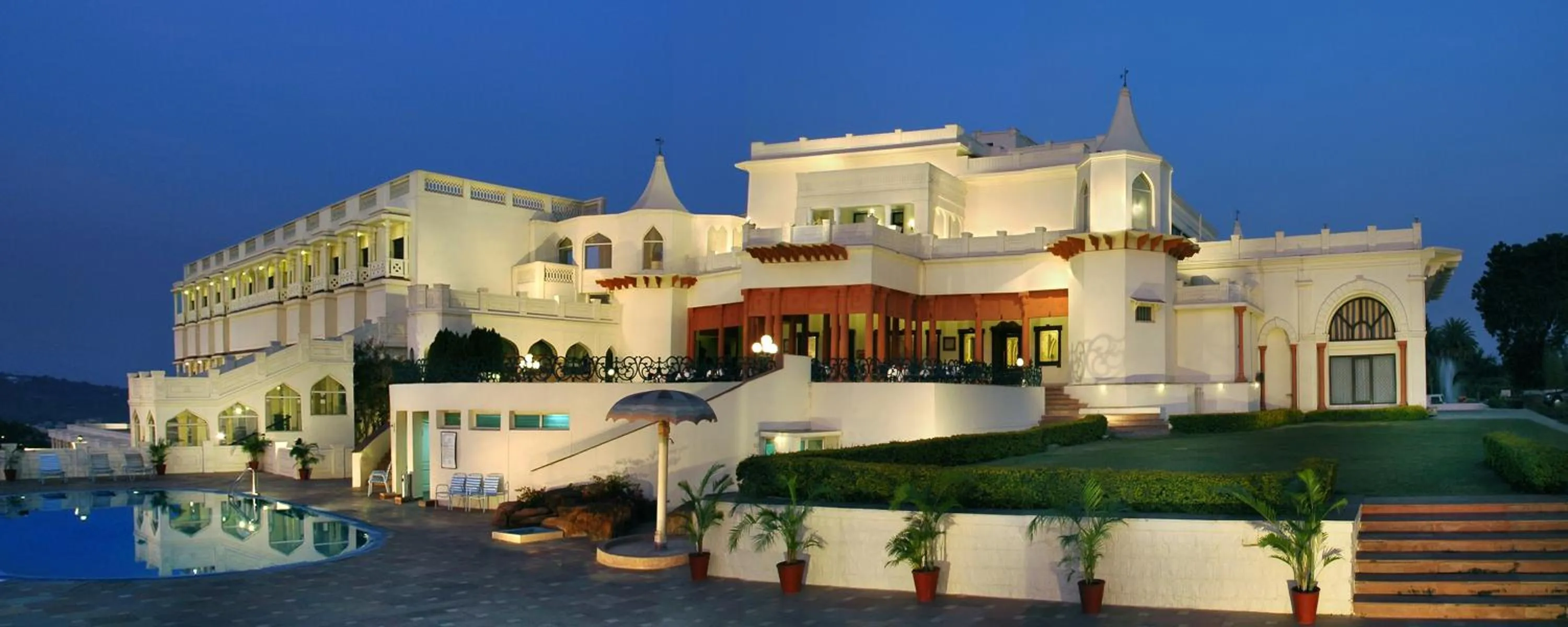 Property building in Noor-Us-Sabah Palace