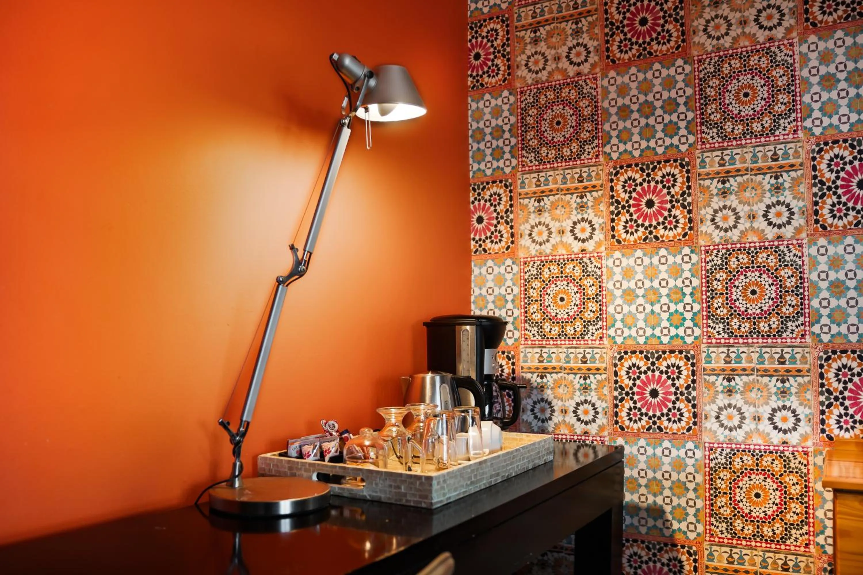 Coffee/tea facilities in Yalla Yalla Boutique Hotel