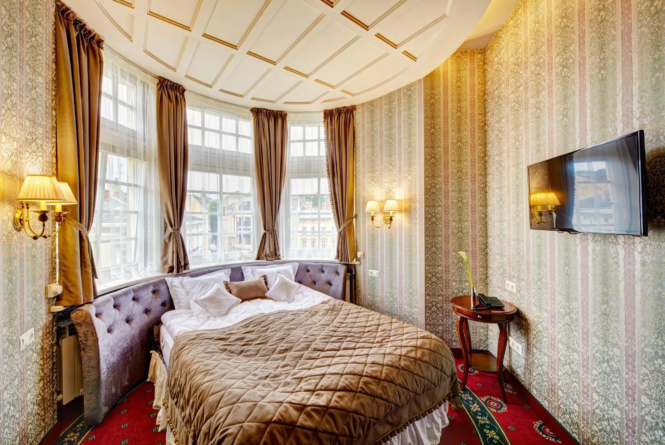 Bedroom, Bed in Hotel Atlas Deluxe