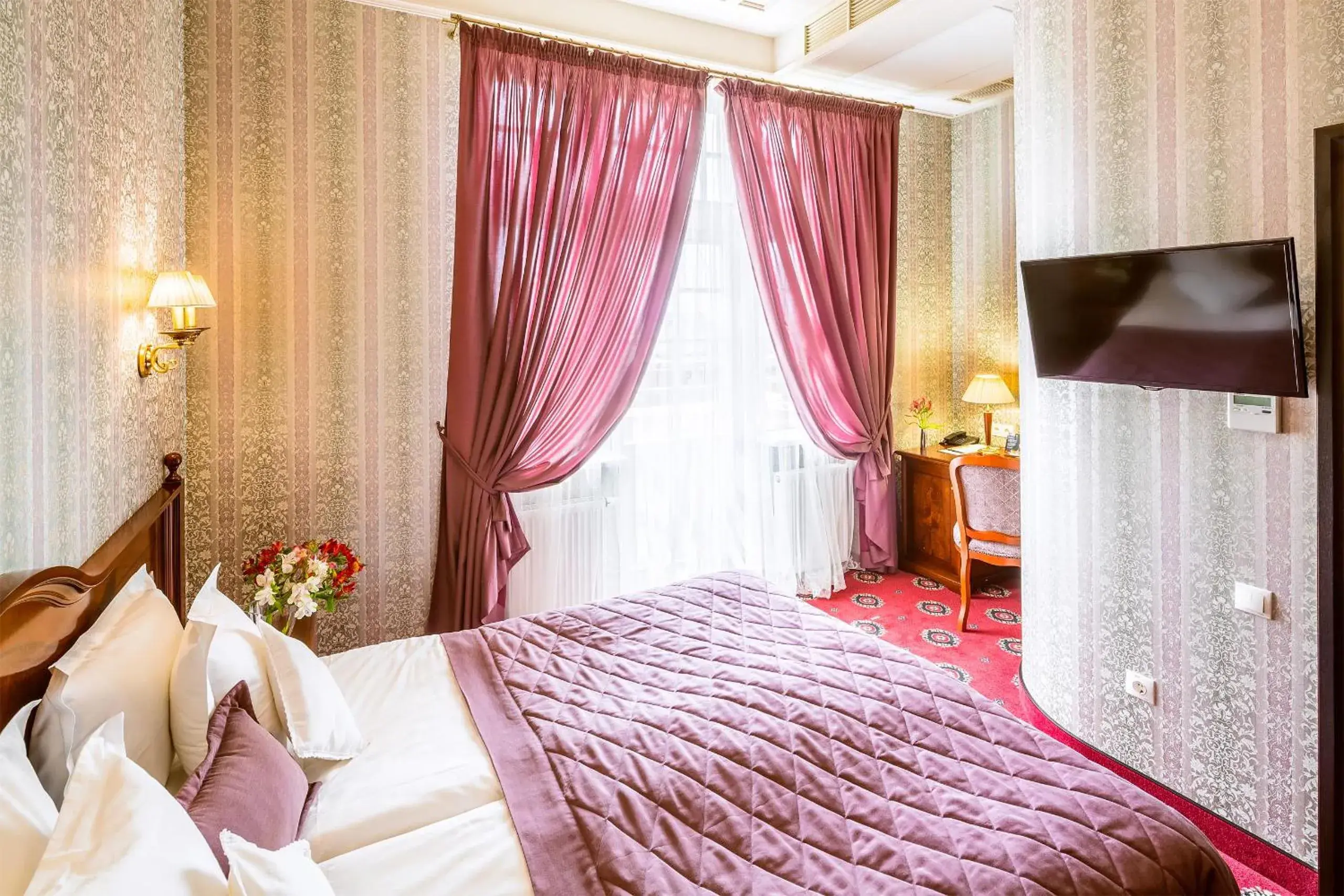 Superior Double Room with Balcony - single occupancy in Hotel Atlas Deluxe Superior Double Room with Balcony - single occupancy in Hotel Atlas Deluxe