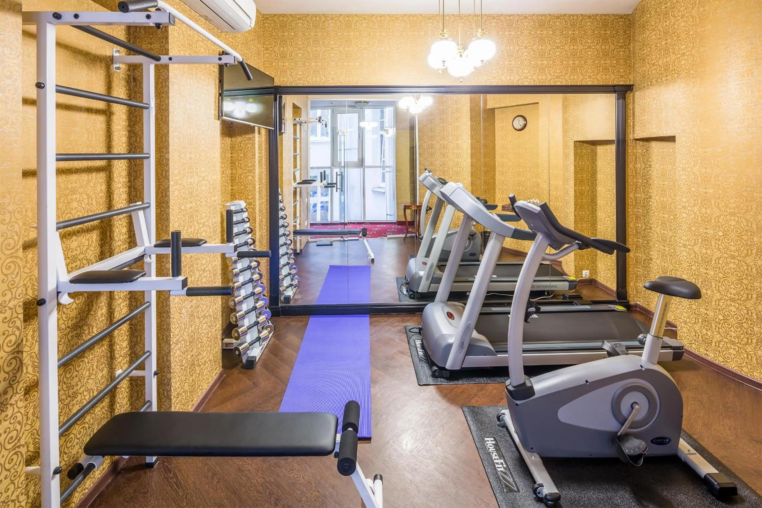Fitness centre/facilities in Hotel Atlas Deluxe