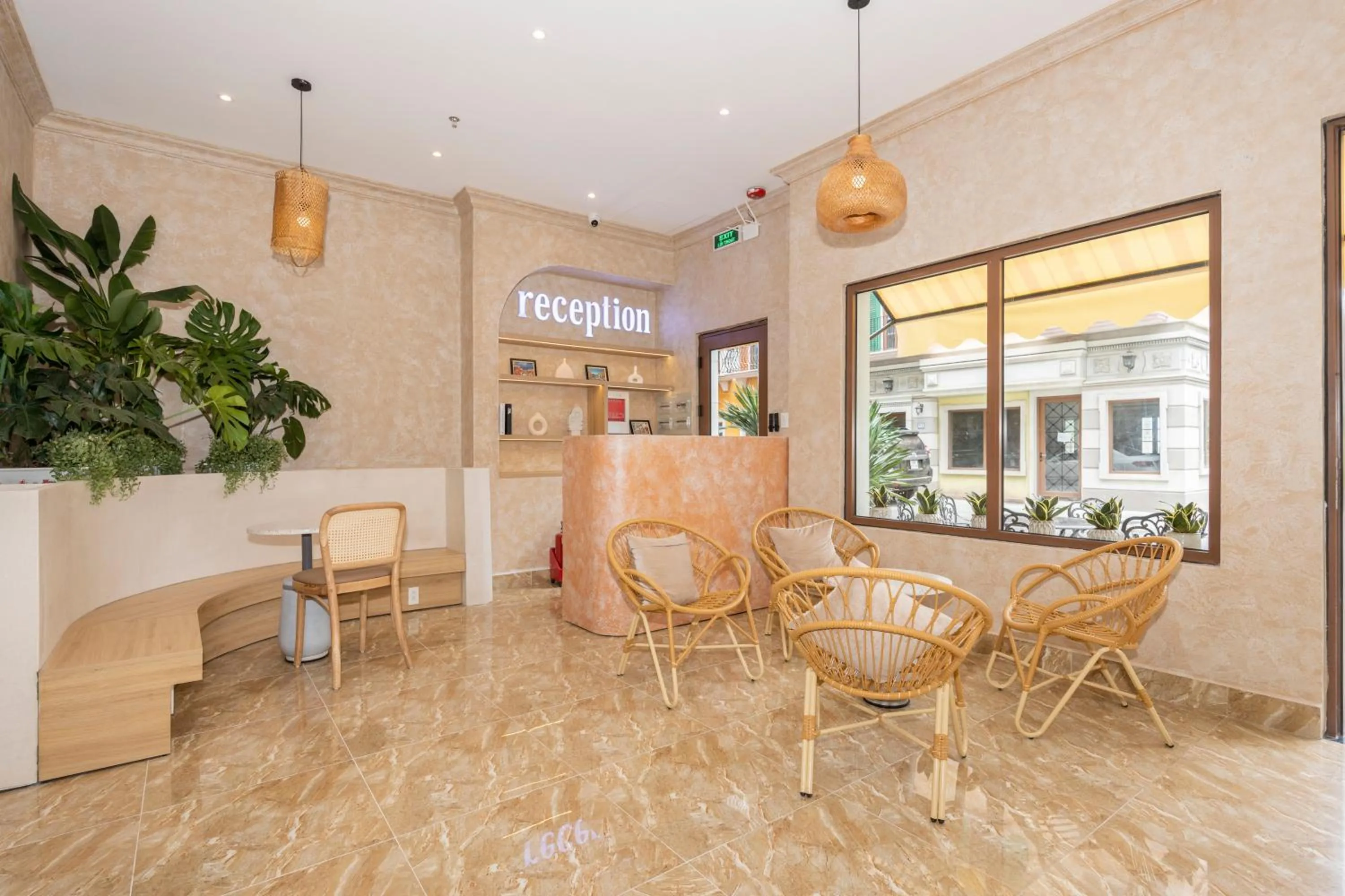 concierge in SUNSET BAY RETREAT