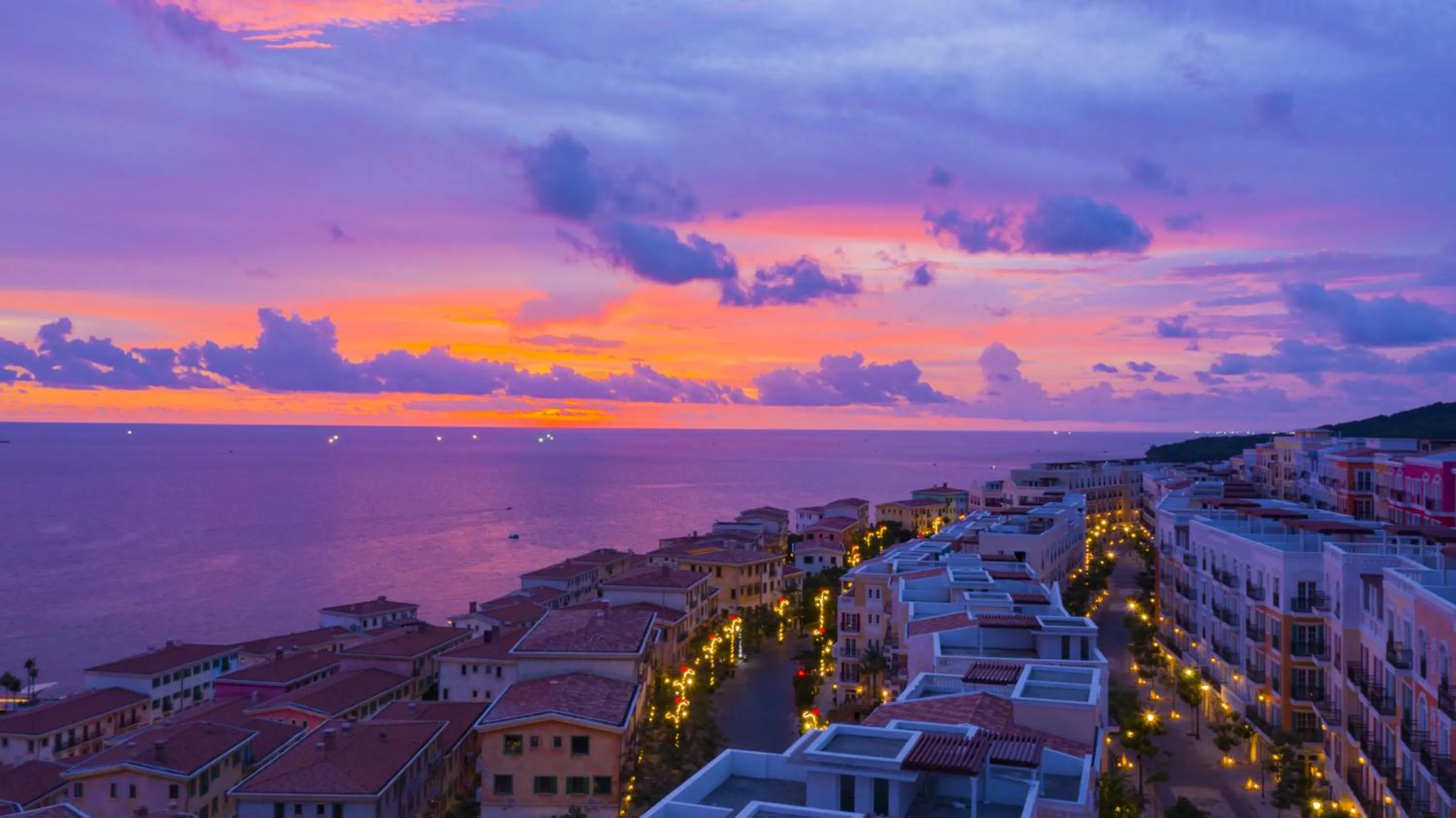 Neighbourhood in SUNSET BAY RETREAT