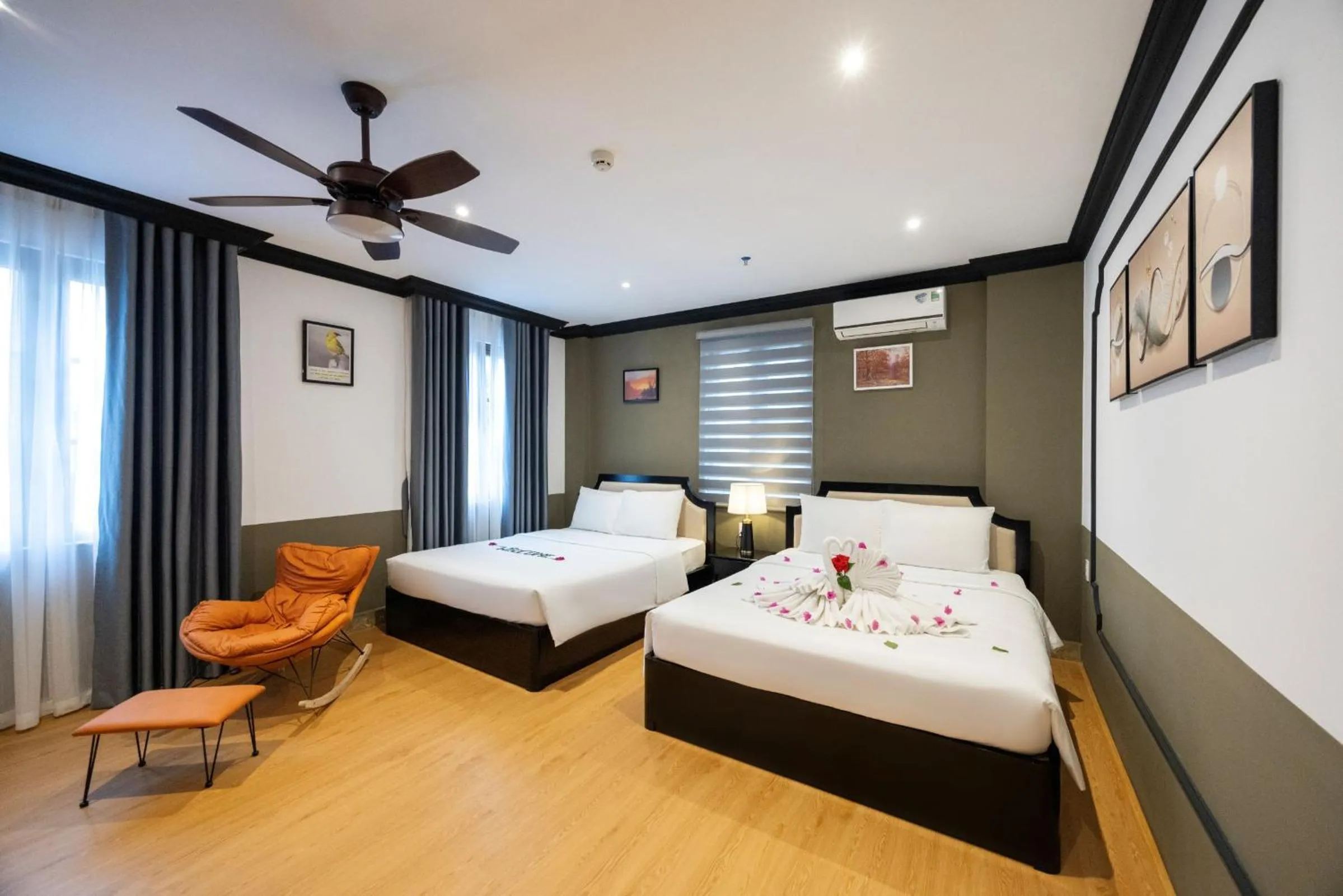 Bedroom, Bed in SUNSET BAY RETREAT