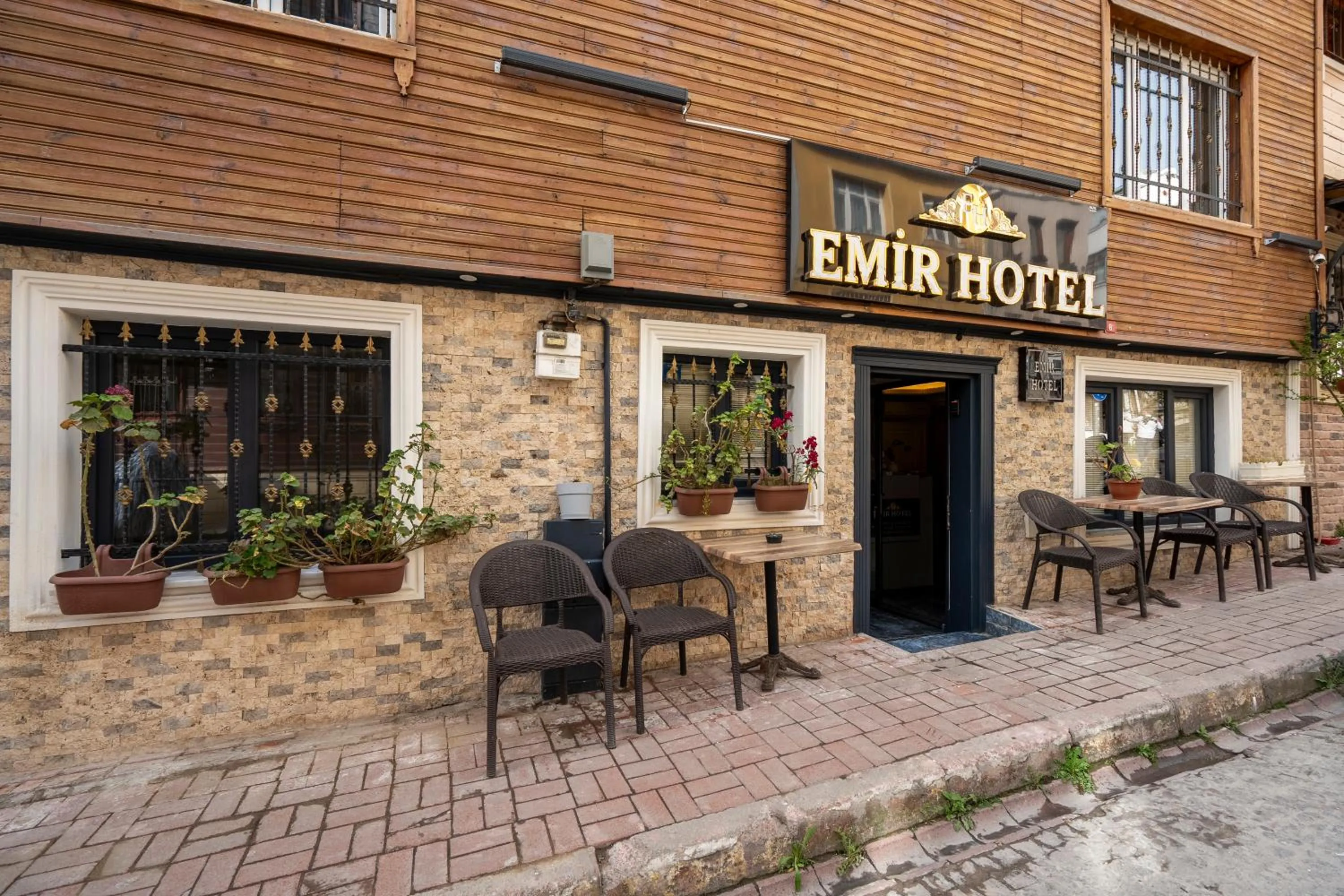 Property building in Emir Hotel