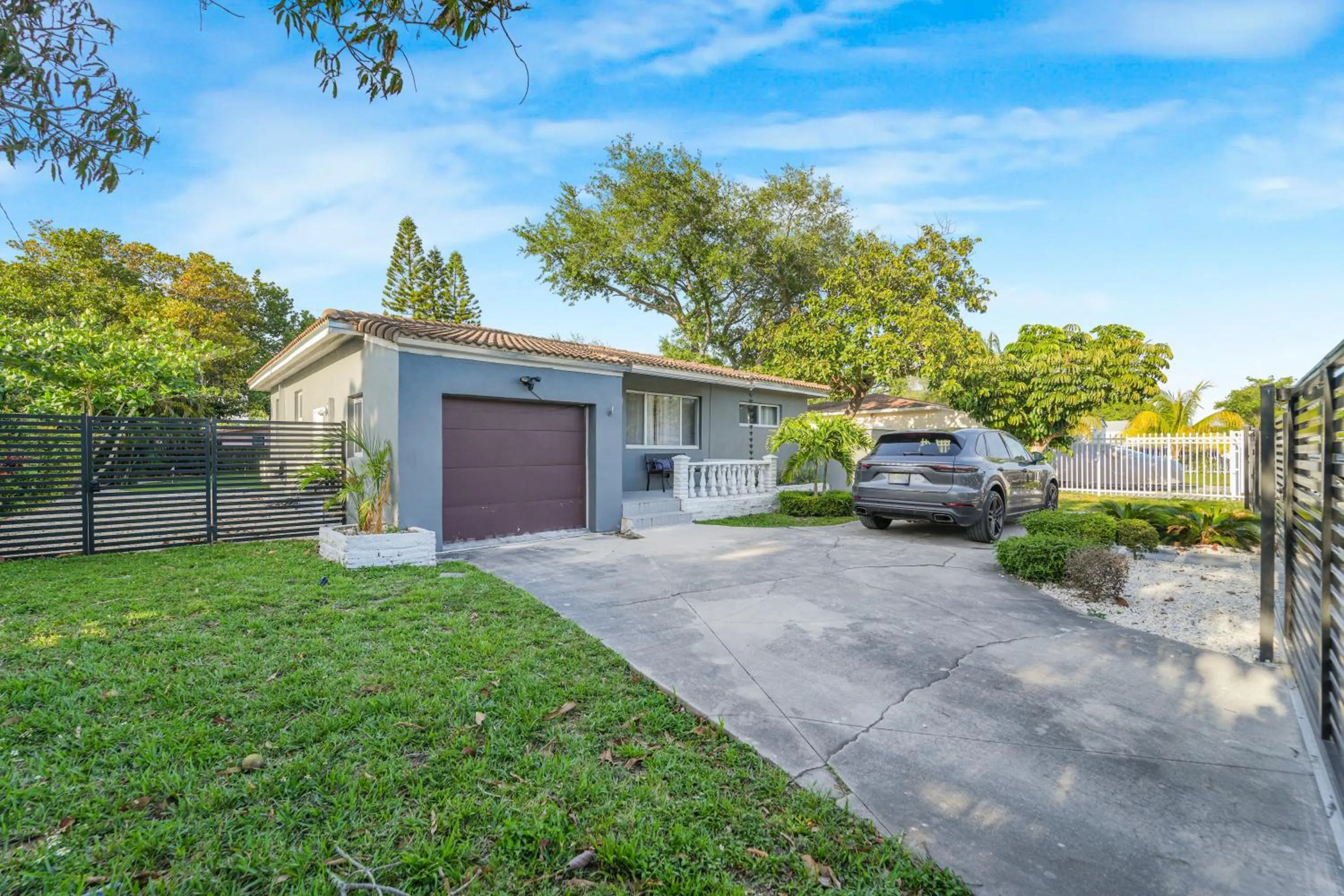 La Playita 4-BR Heated Pool Miami 16 Guests