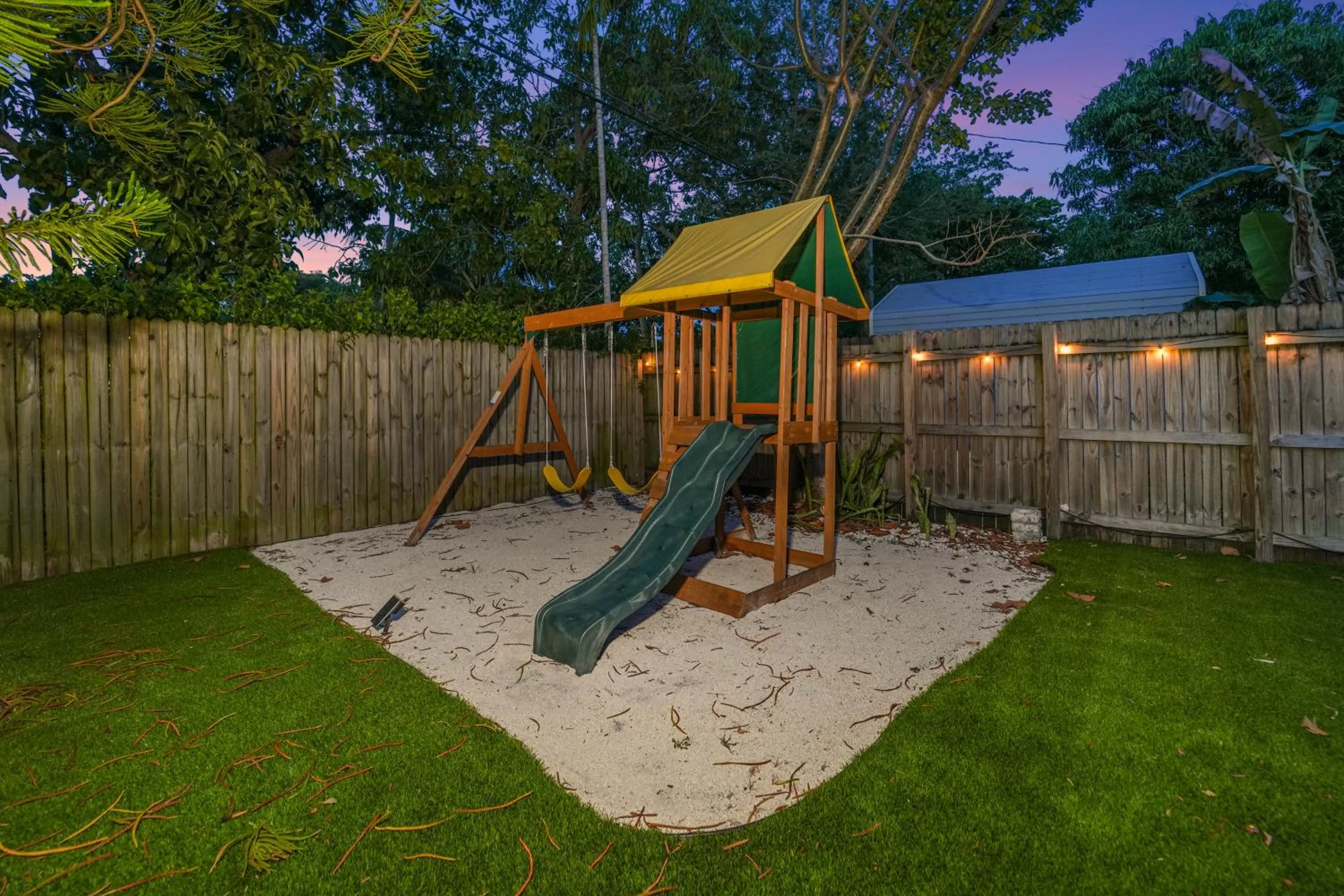 La Playita 4-BR Heated Pool Miami 16 Guests