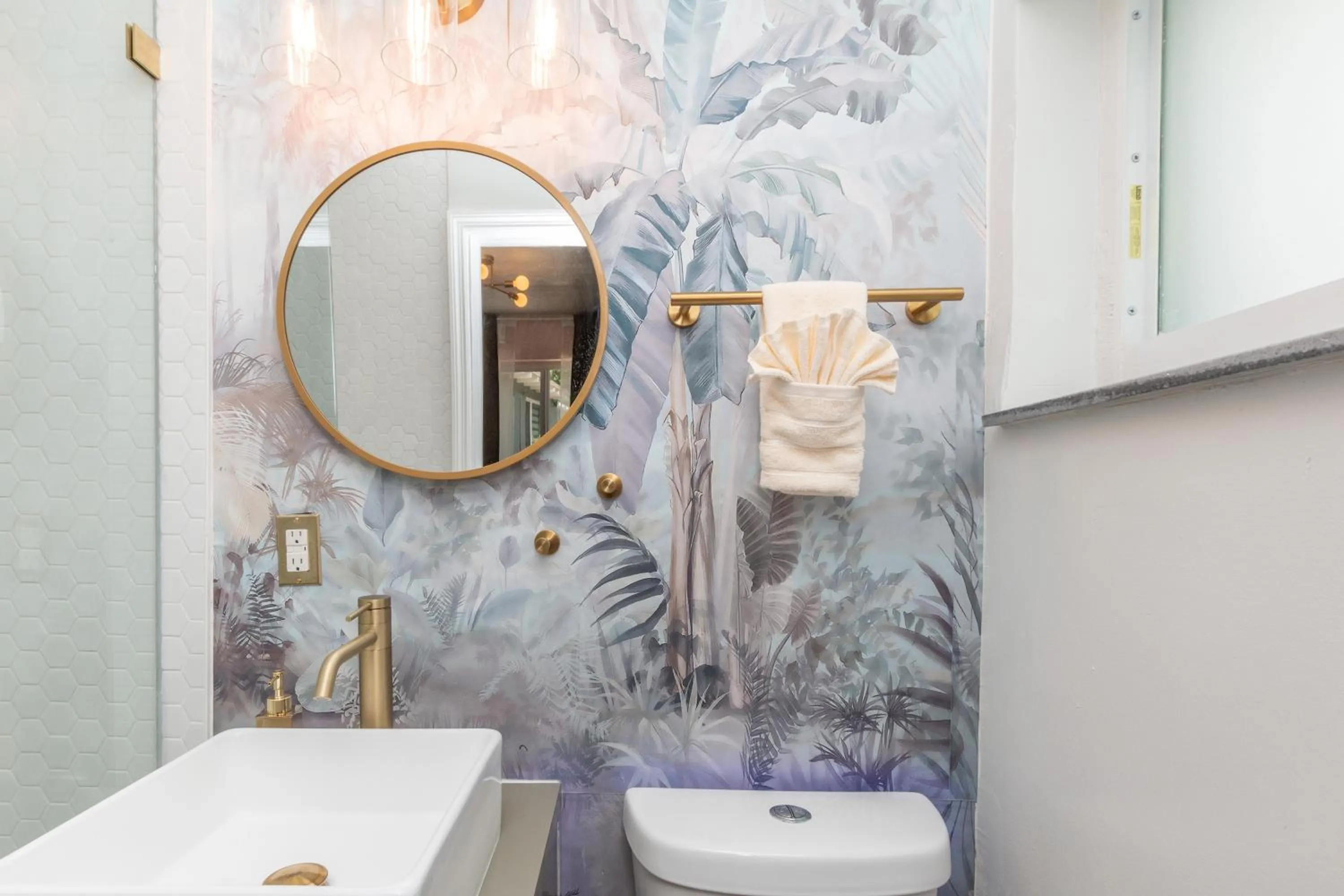 La Playita 4-BR Heated Pool Miami 16 Guests