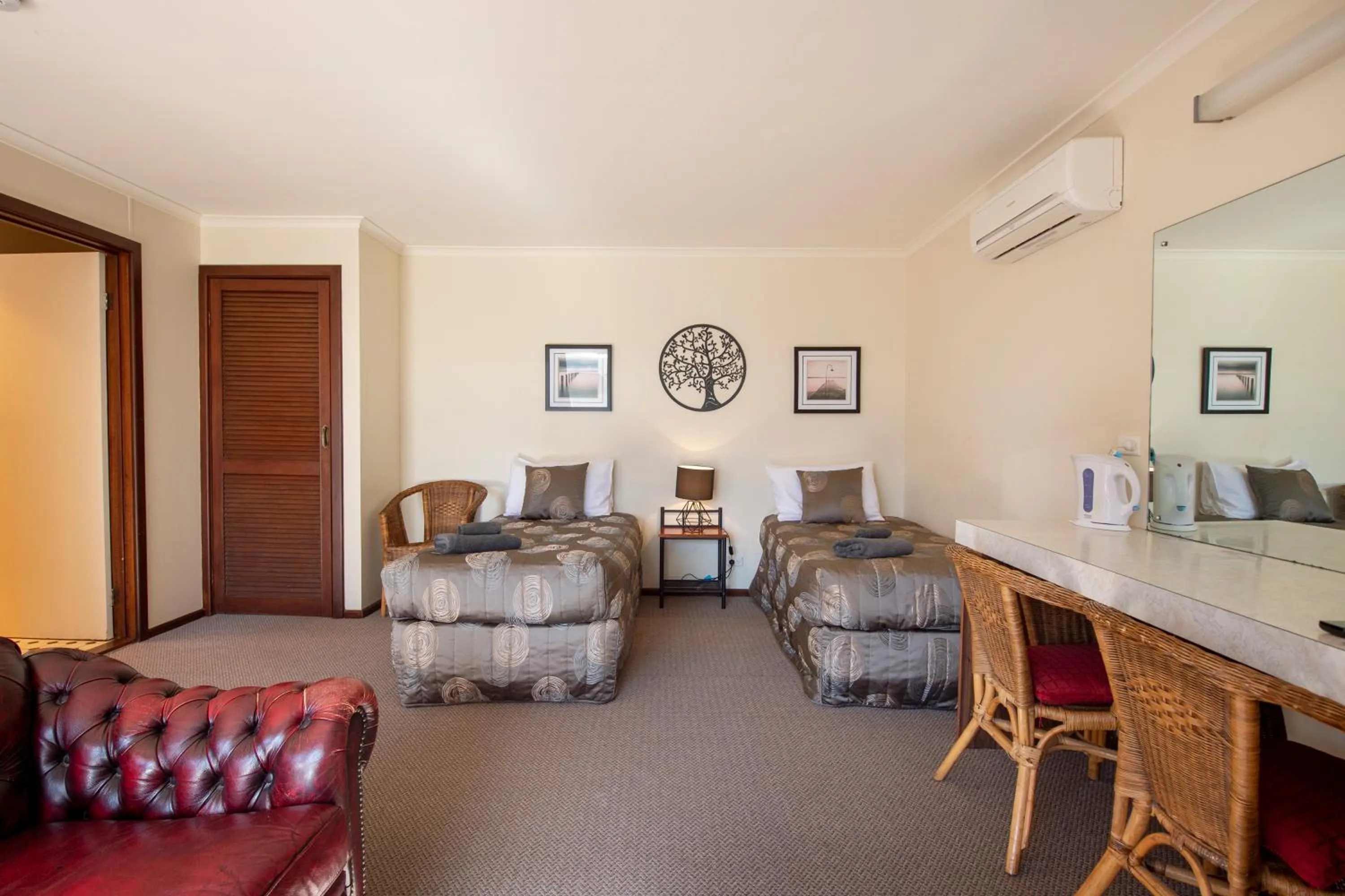 Ardrossan Hotel Motel