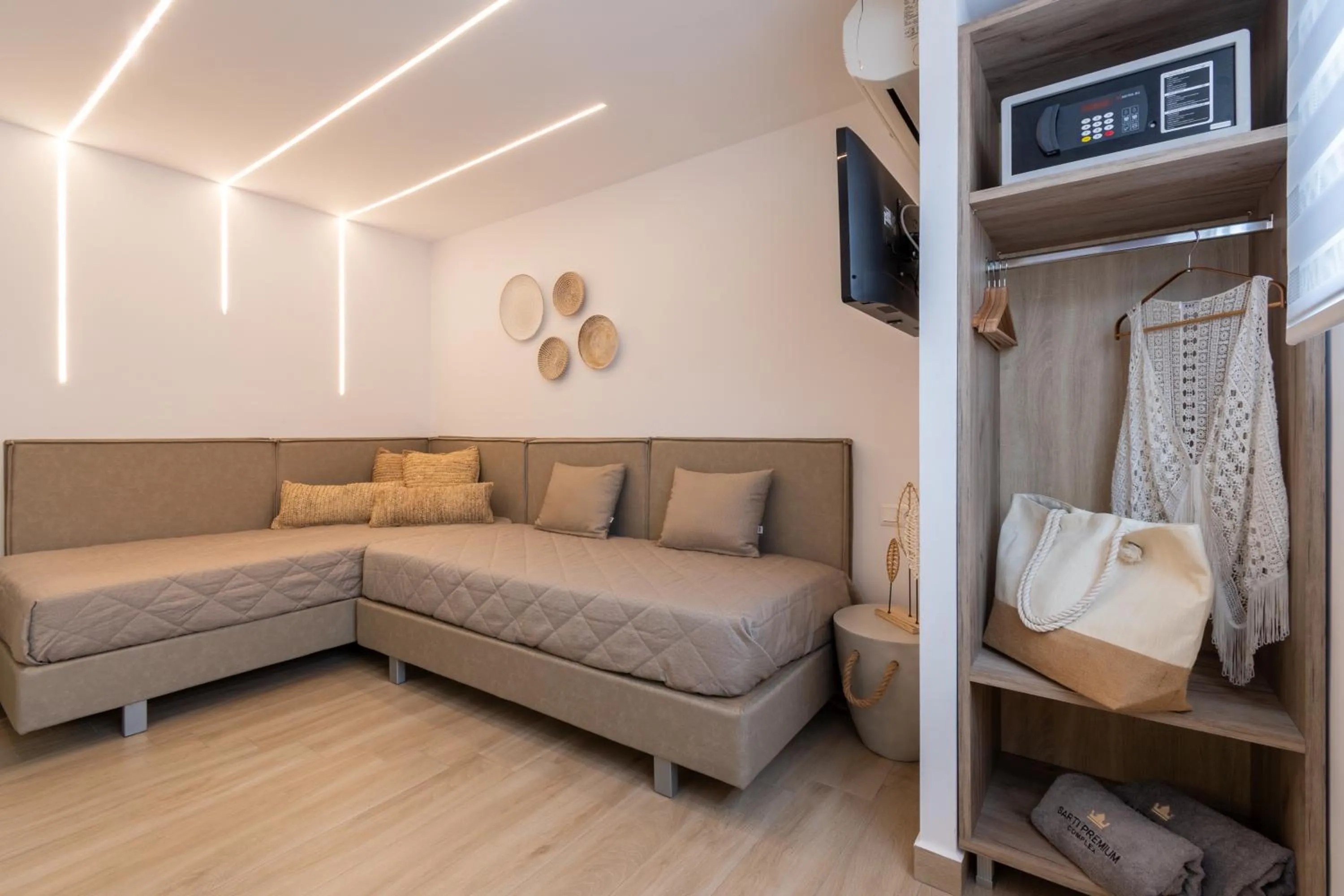 TV and multimedia in Hotel Agni On The Beach