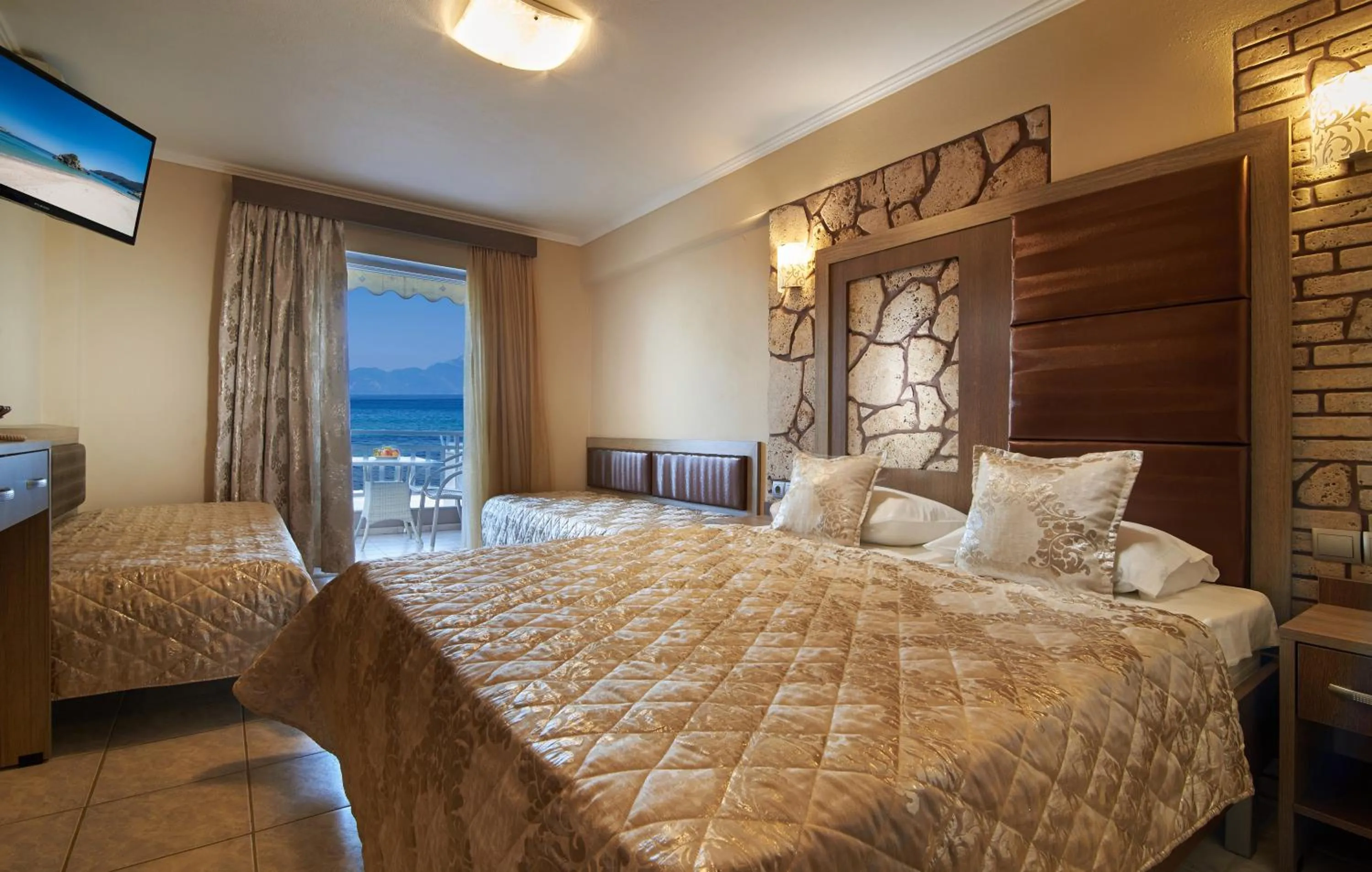 Bed in Hotel Agni On The Beach