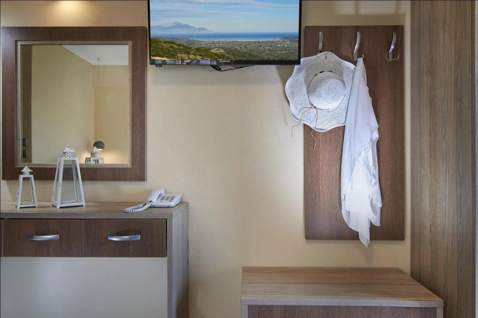 TV and multimedia in Hotel Agni On The Beach