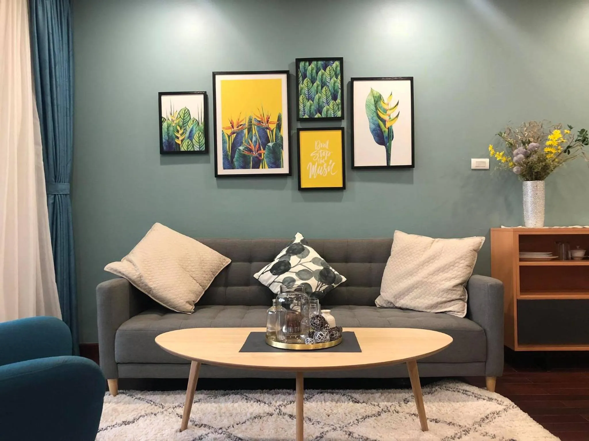 Living room in Hanoi Westlake Homestay in D'Le Roi Soleil Building