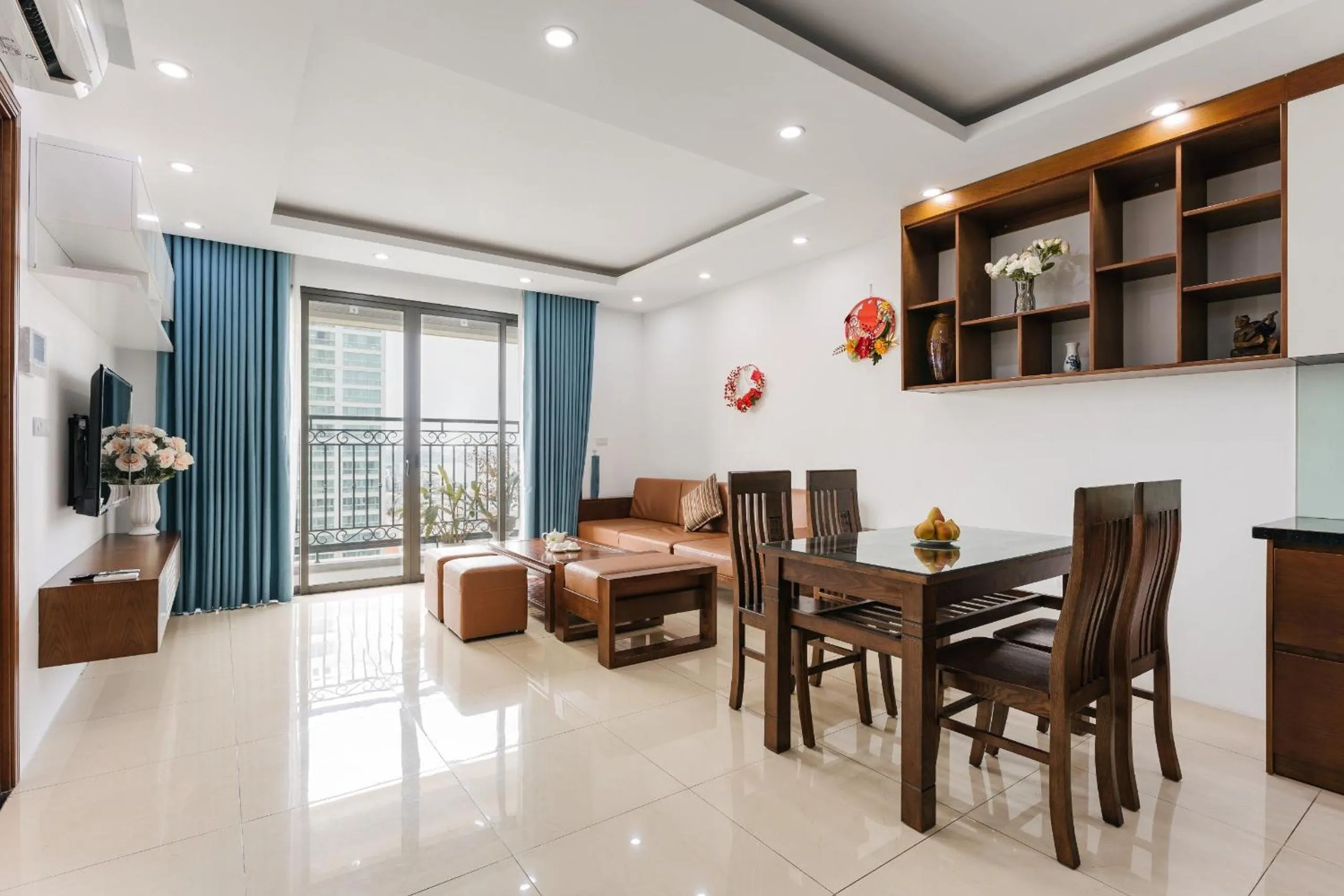 TV and multimedia in Hanoi Westlake Homestay in D'Le Roi Soleil Building